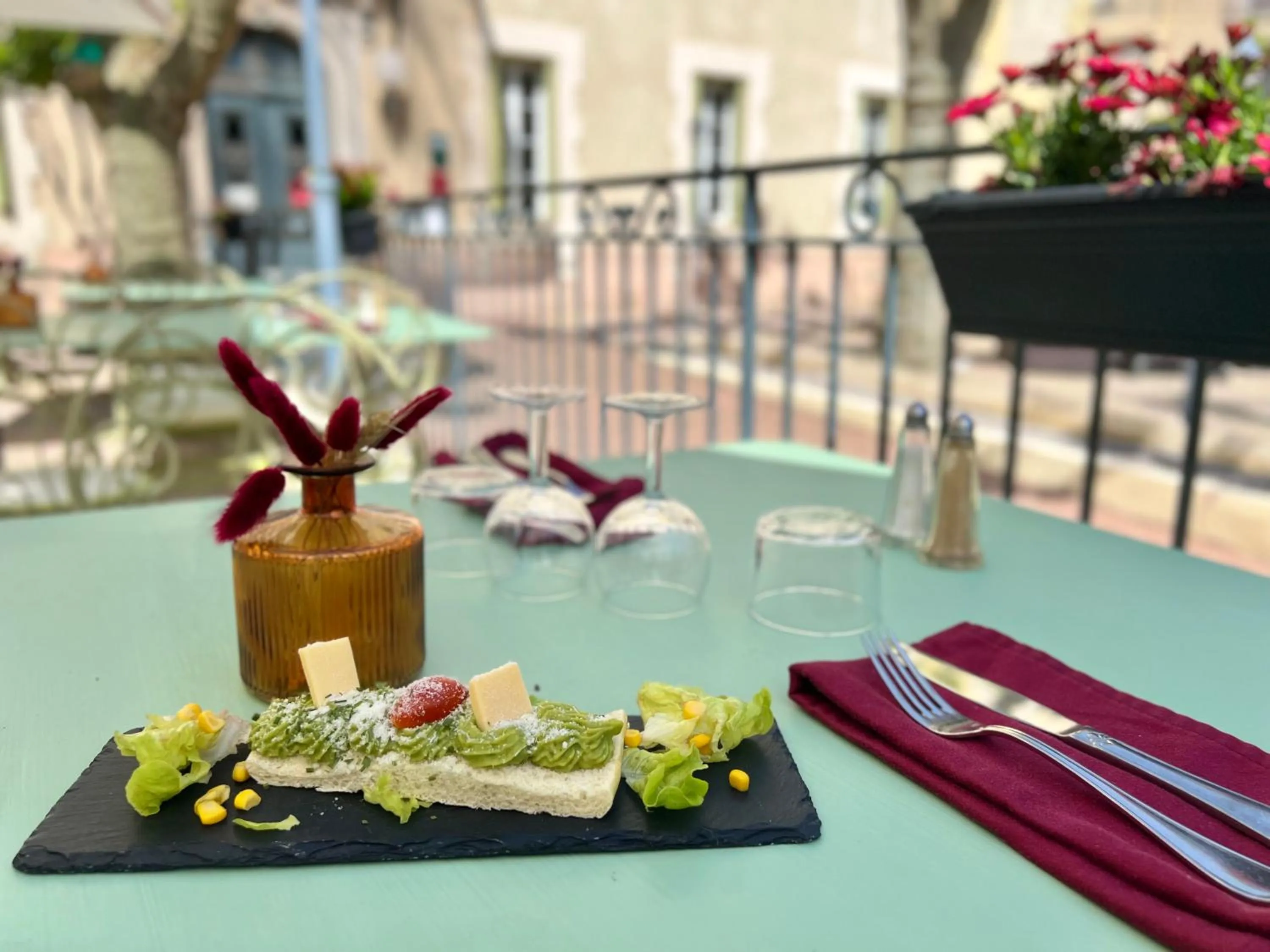 Food in Logis Hotel restaurant des Thermes