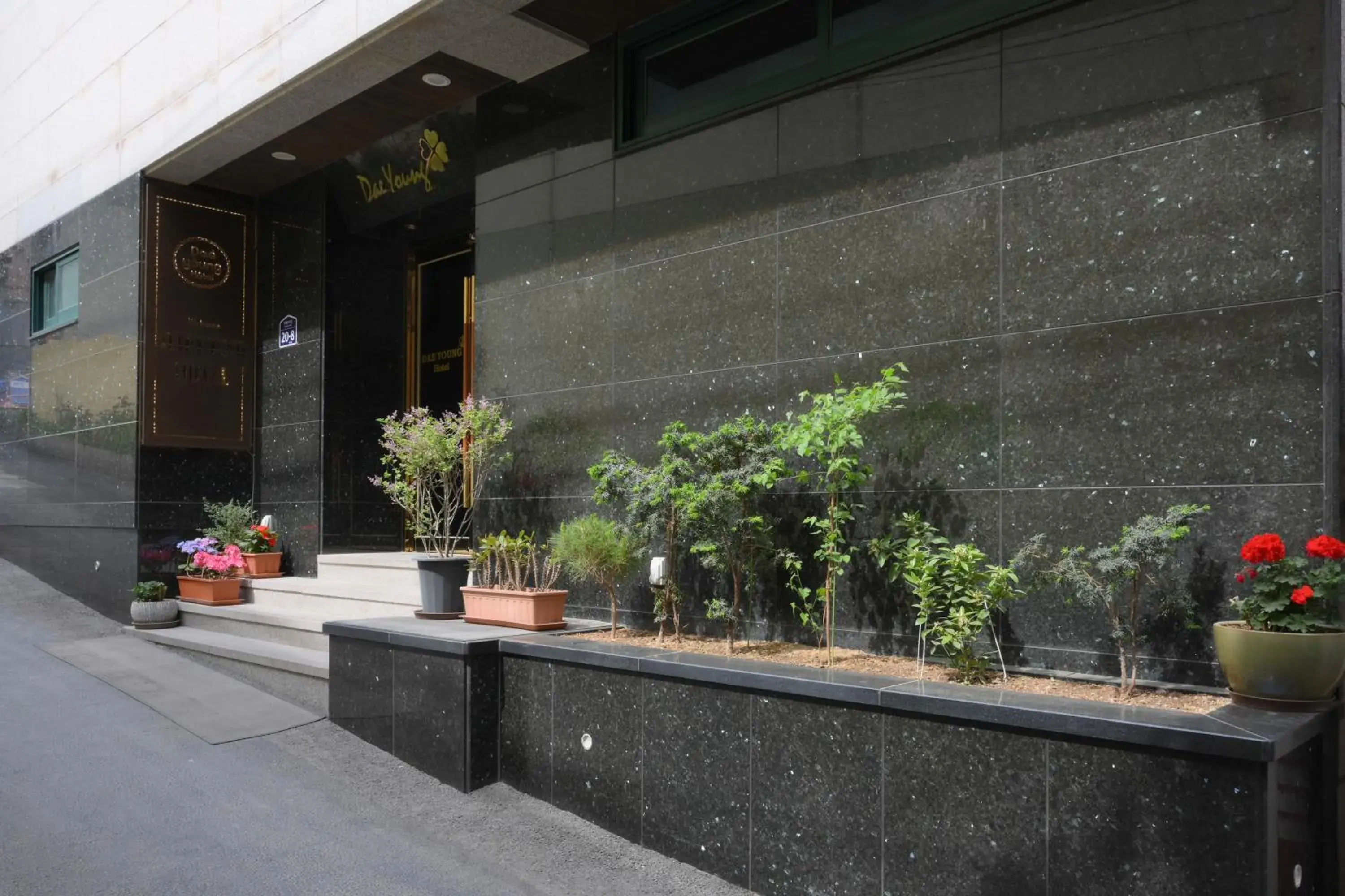 Property building in Daeyoung Hotel Myeongdong Property building in Daeyoung Hotel Myeongdong