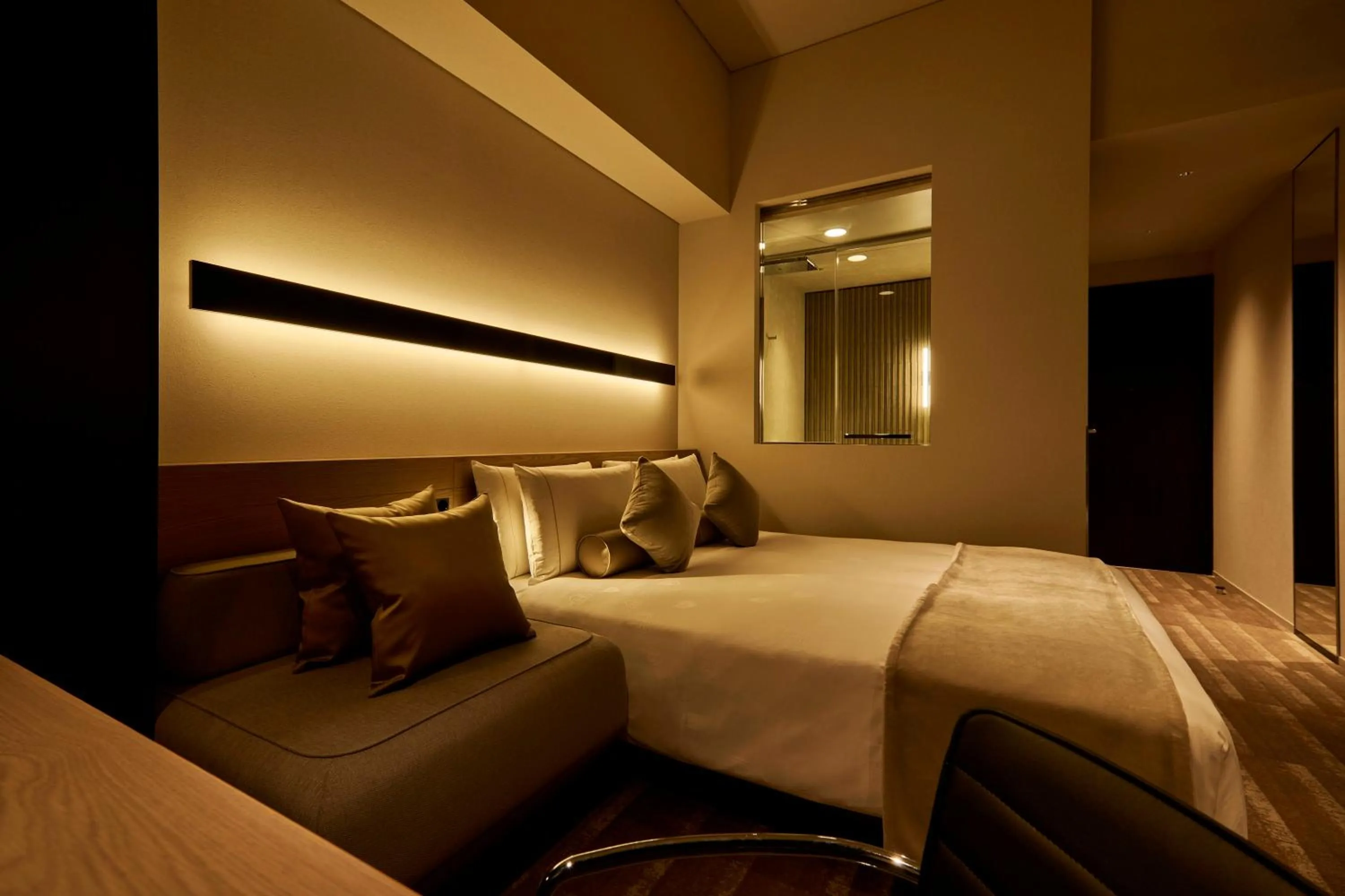 Photo of the whole room, Bed in The Royal Park Hotel Iconic Tokyo Shiodome