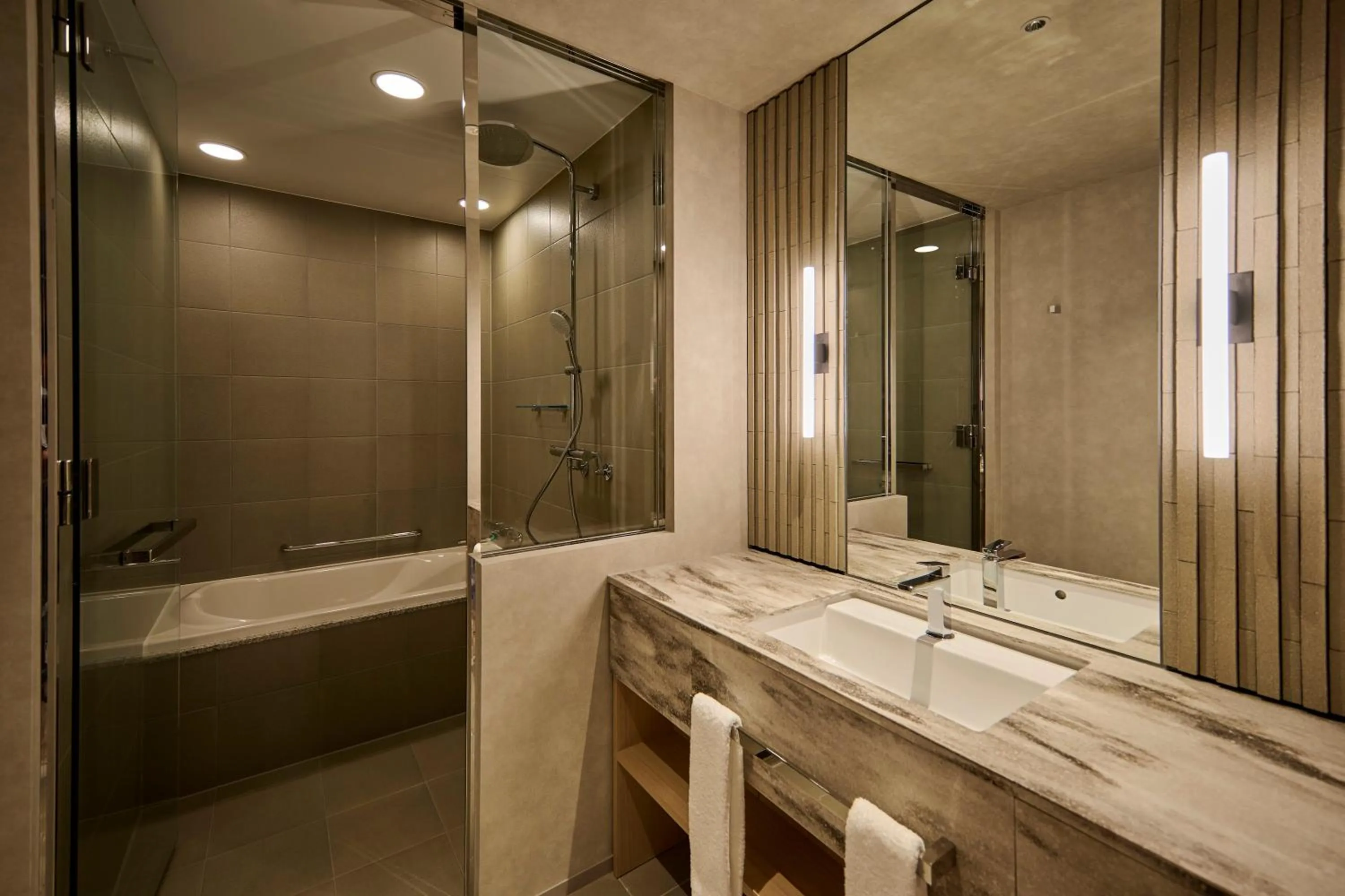 Bathroom in The Royal Park Hotel Iconic Tokyo Shiodome