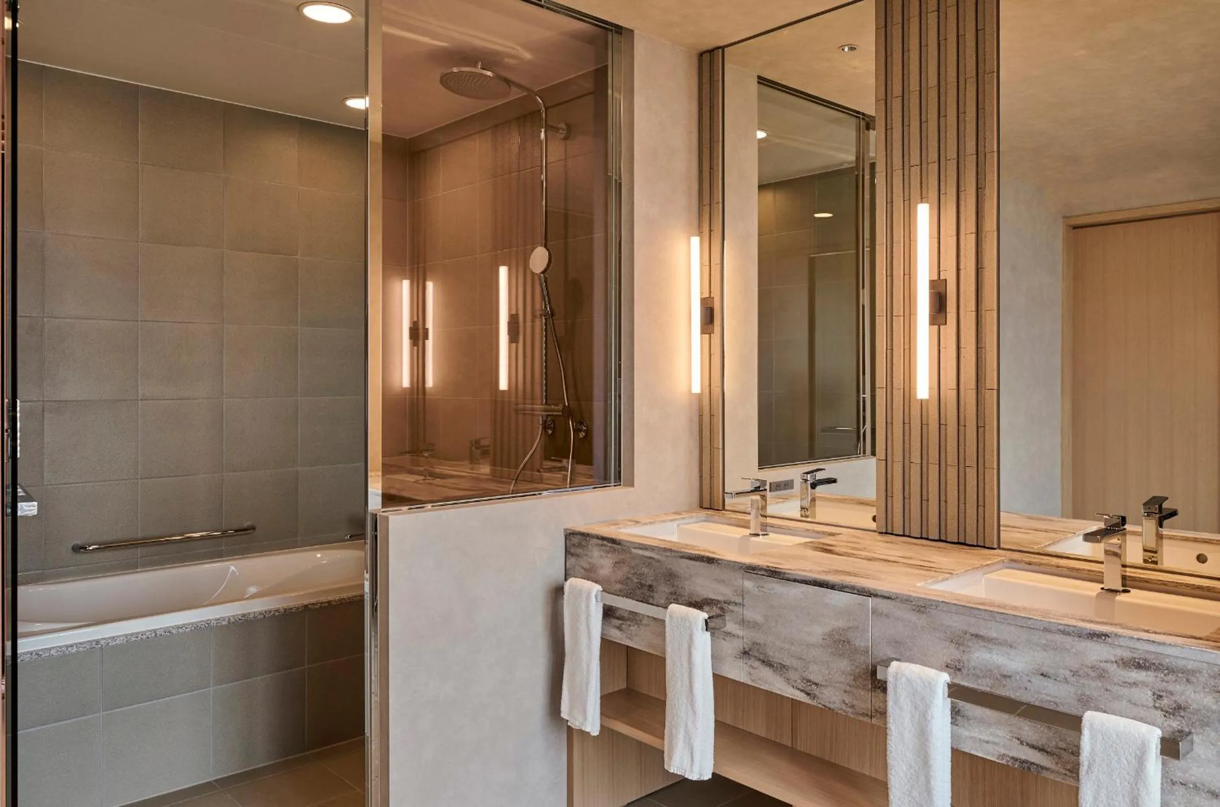 Bathroom in The Royal Park Hotel Iconic Tokyo Shiodome