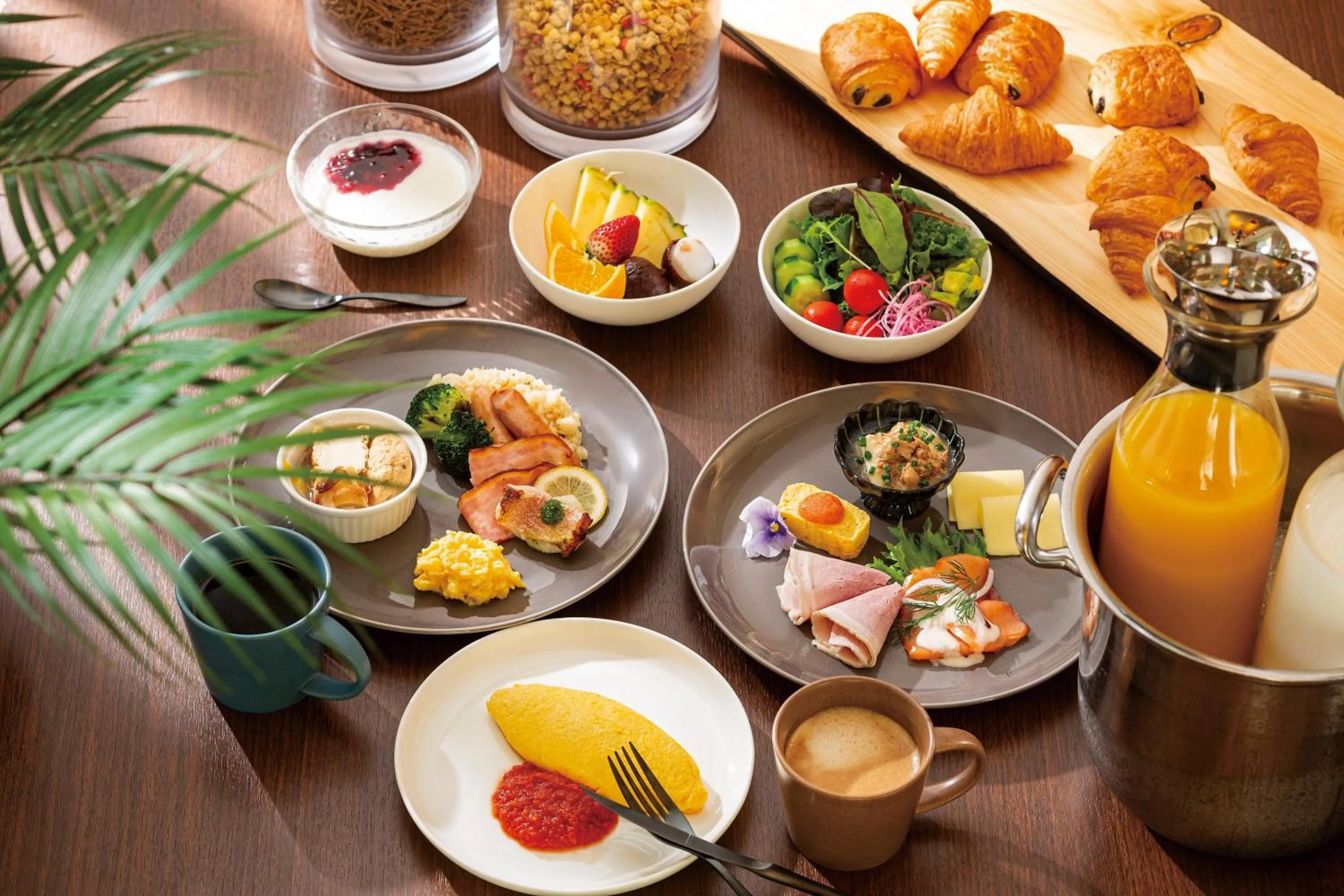 Lounge or bar in The Royal Park Hotel Iconic Tokyo Shiodome