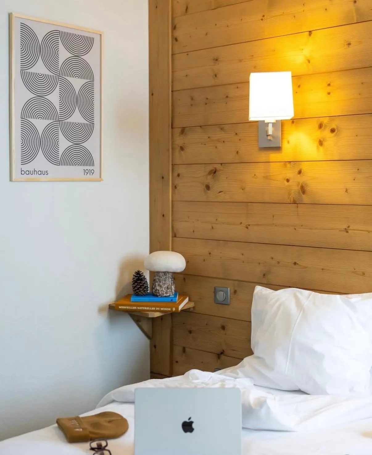 Decorative detail, Bed in Hotel Le Portillo