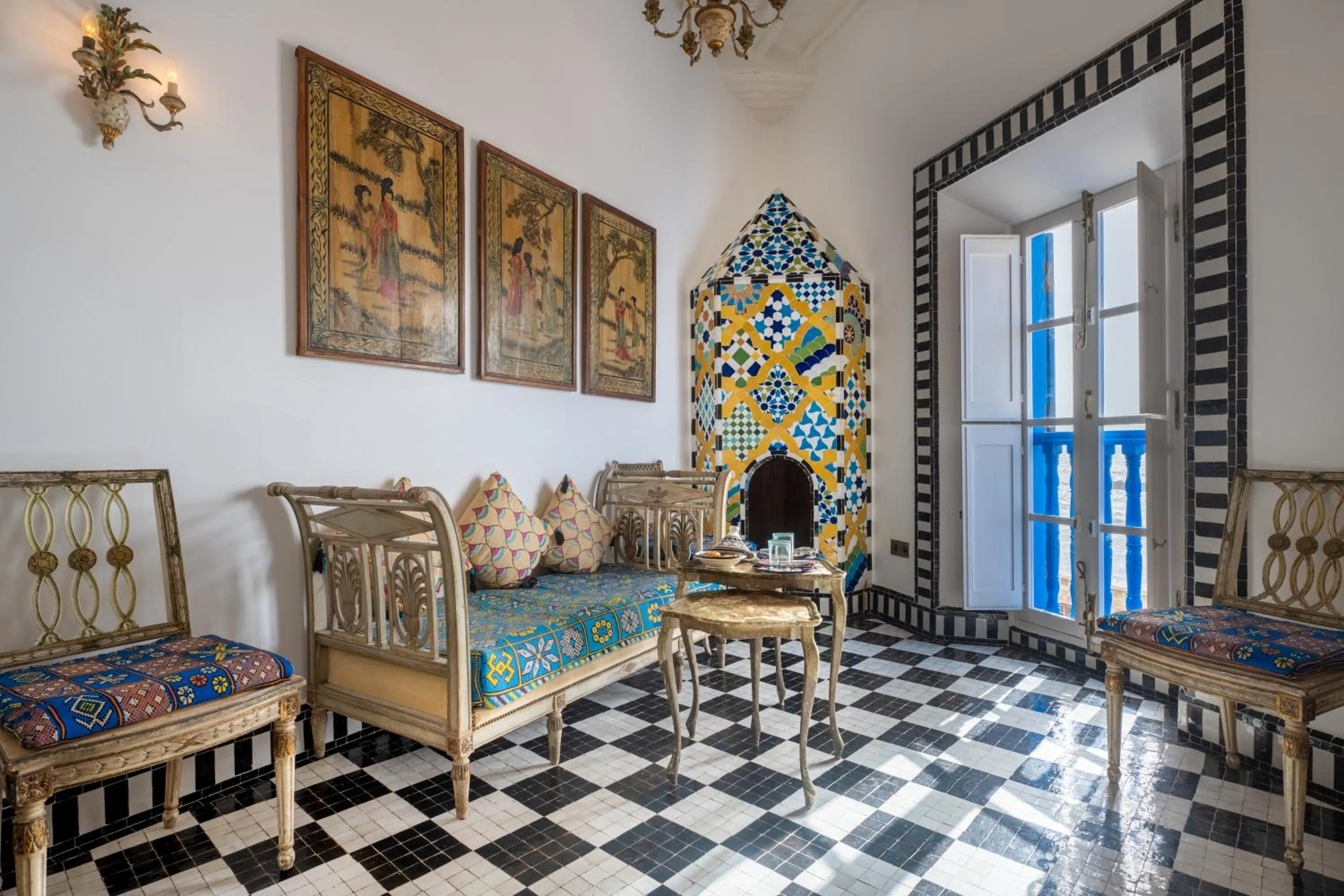Living room in SALUT MAROC! Luxury Boutique Hotel & Restaurant