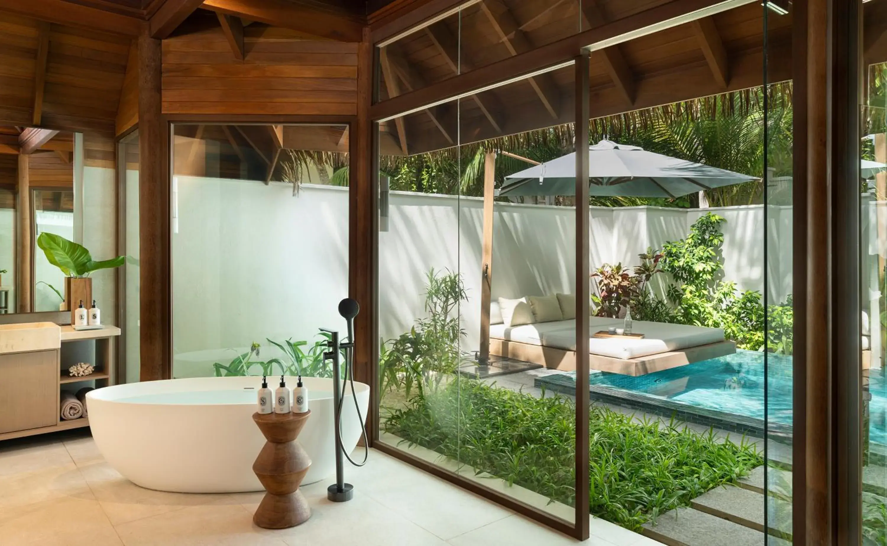 Bathroom in Huvafen Fushi Maldives Bathroom in Huvafen Fushi Maldives