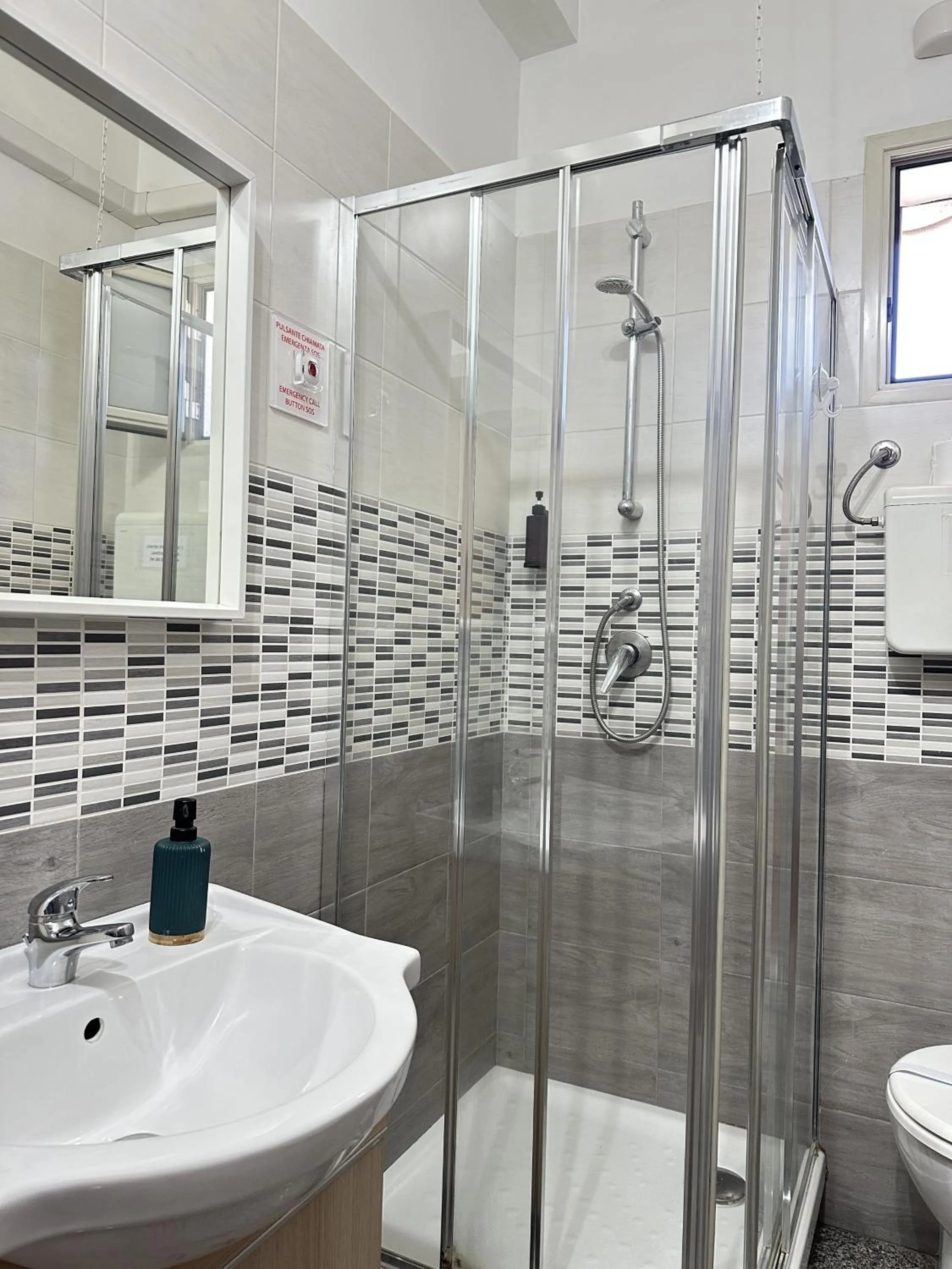 Shower in Charm Airport