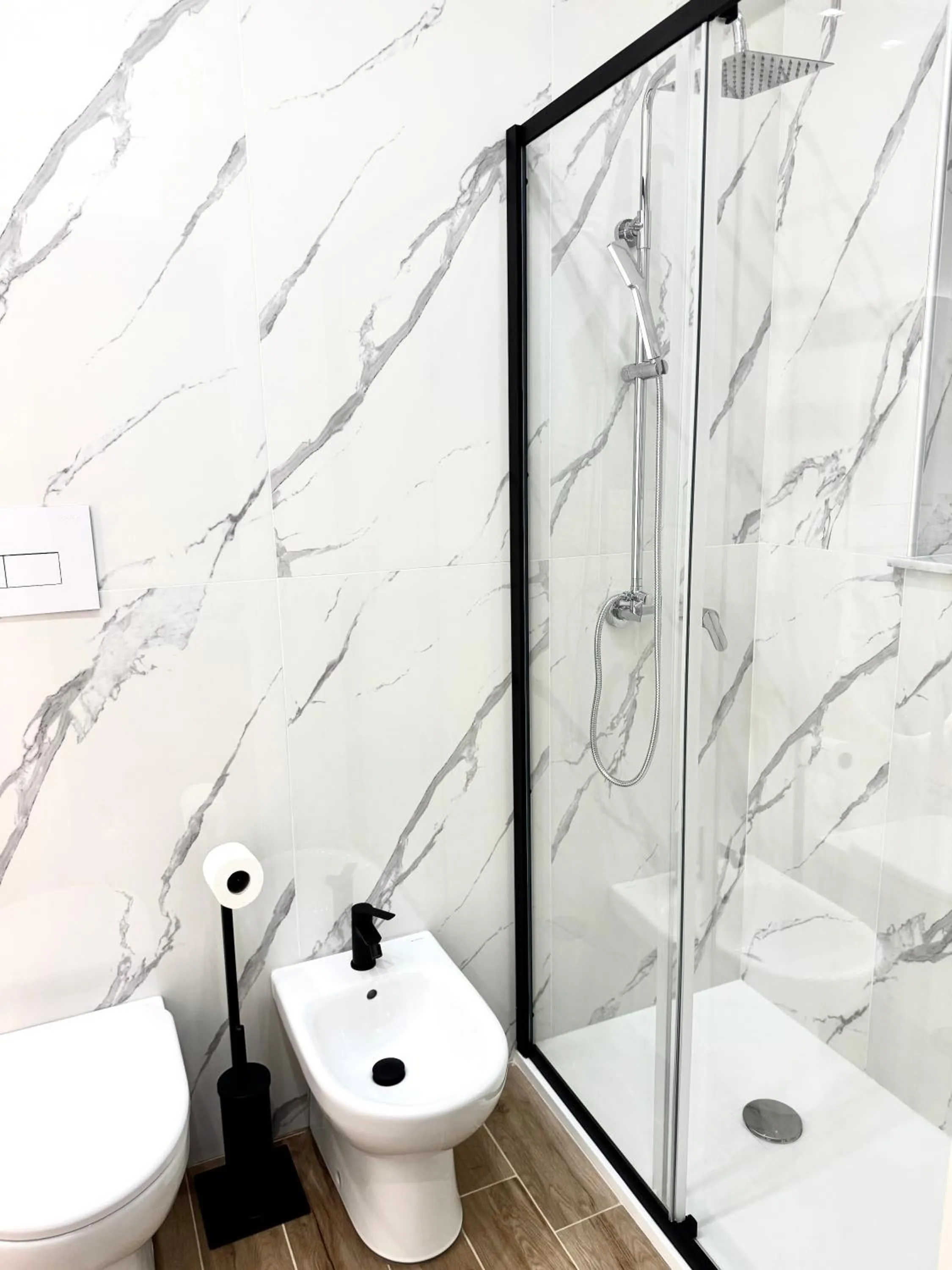 Triple Room with Private Bathroom - single occupancy in Charm Airport