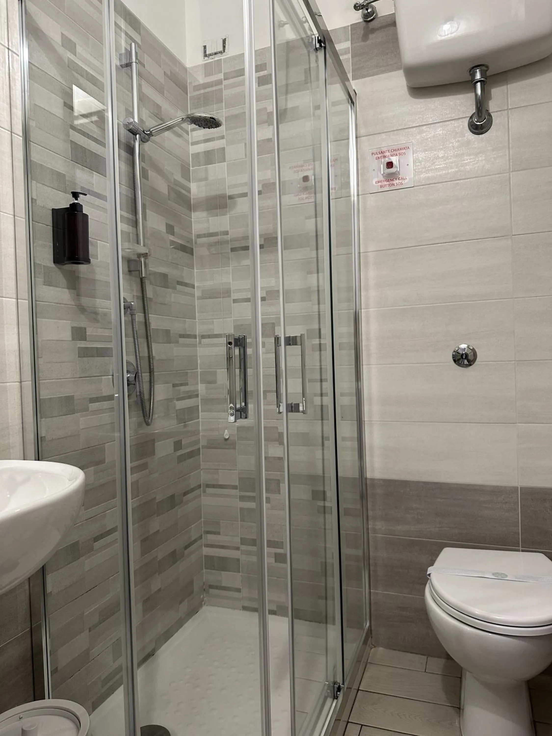 Shower in Charm Airport