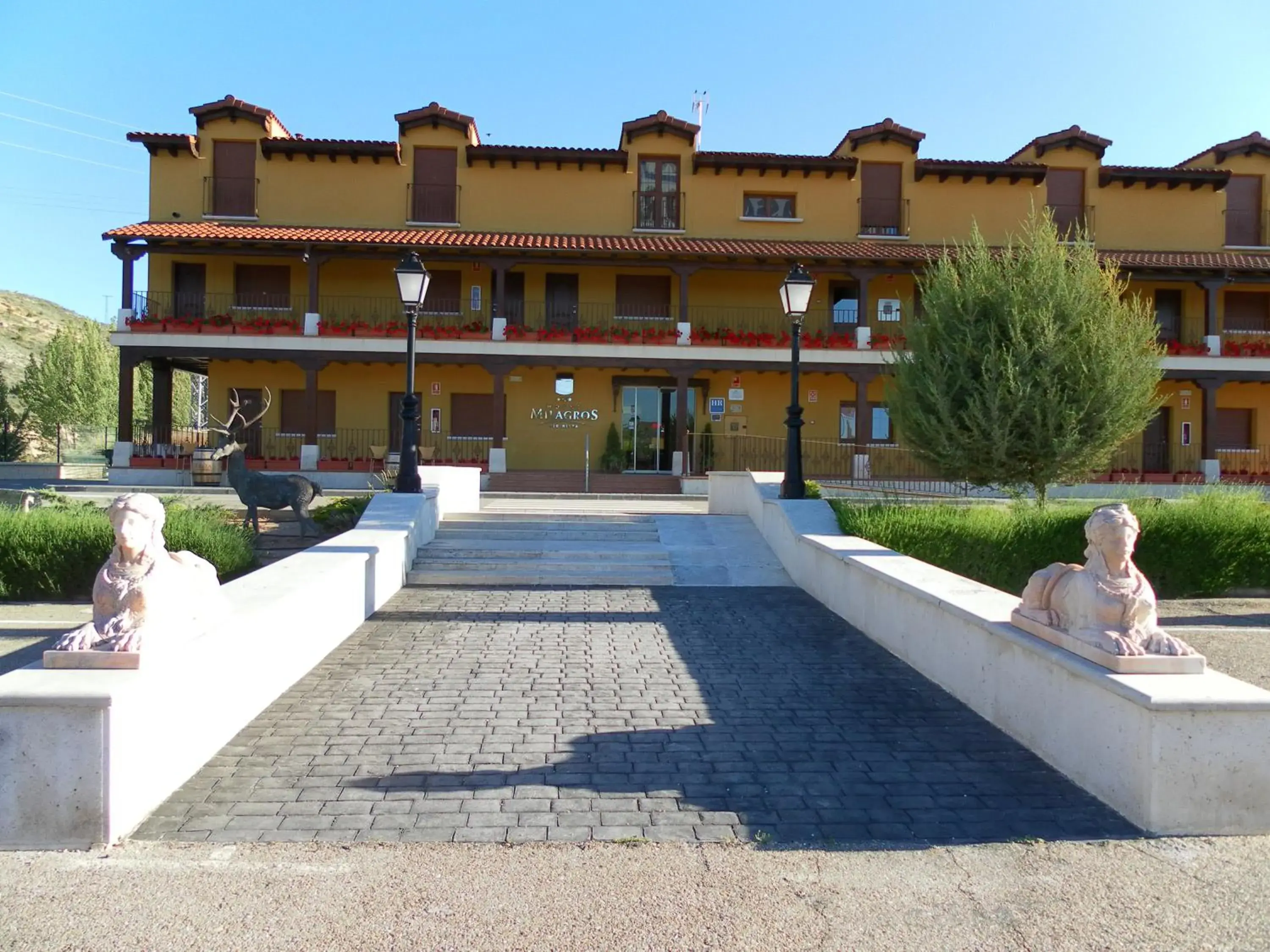 Property building in Hotel Milagros Rio Riaza Property building in Hotel Milagros Rio Riaza