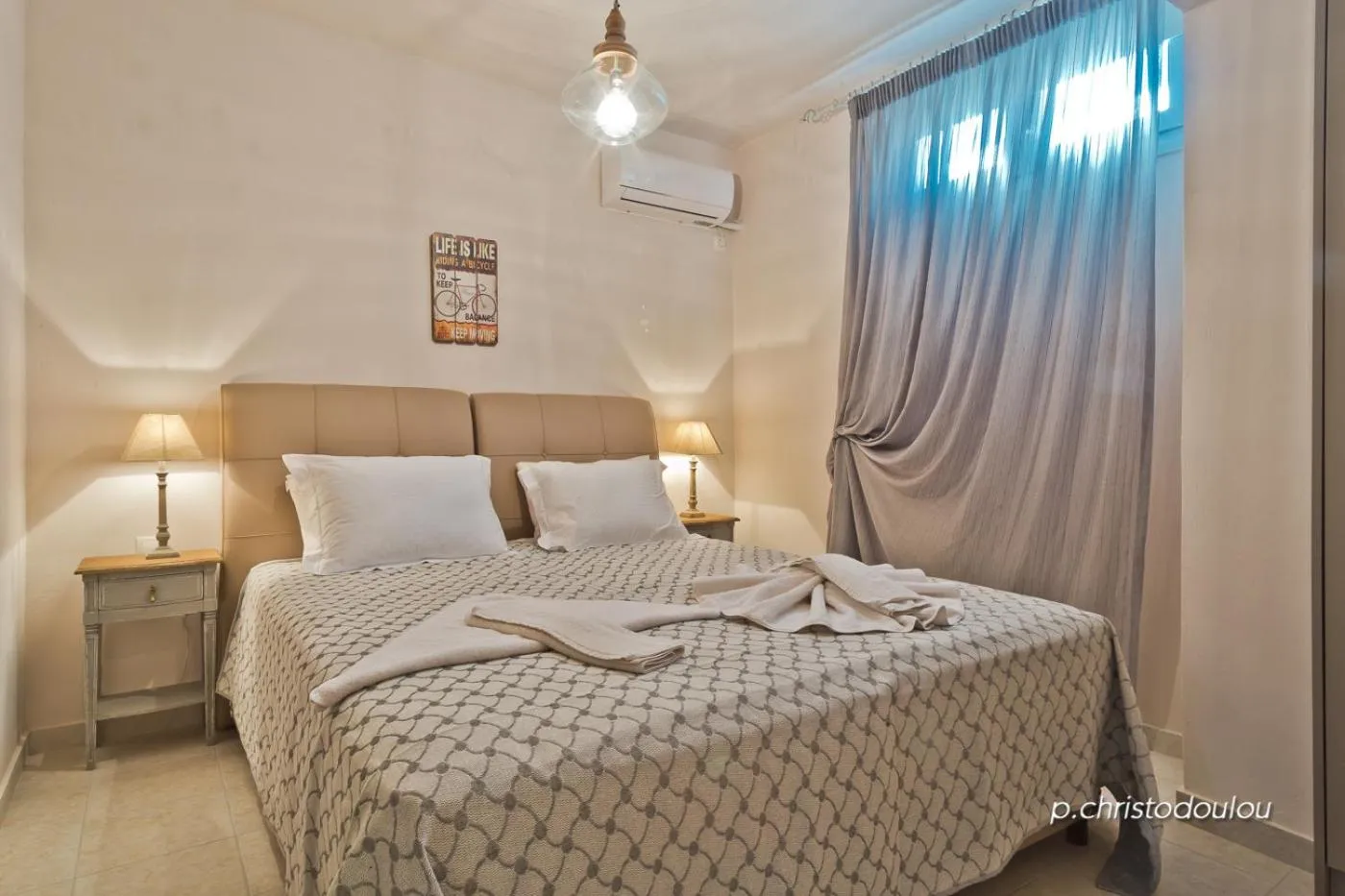 Bed in Elaia Villas