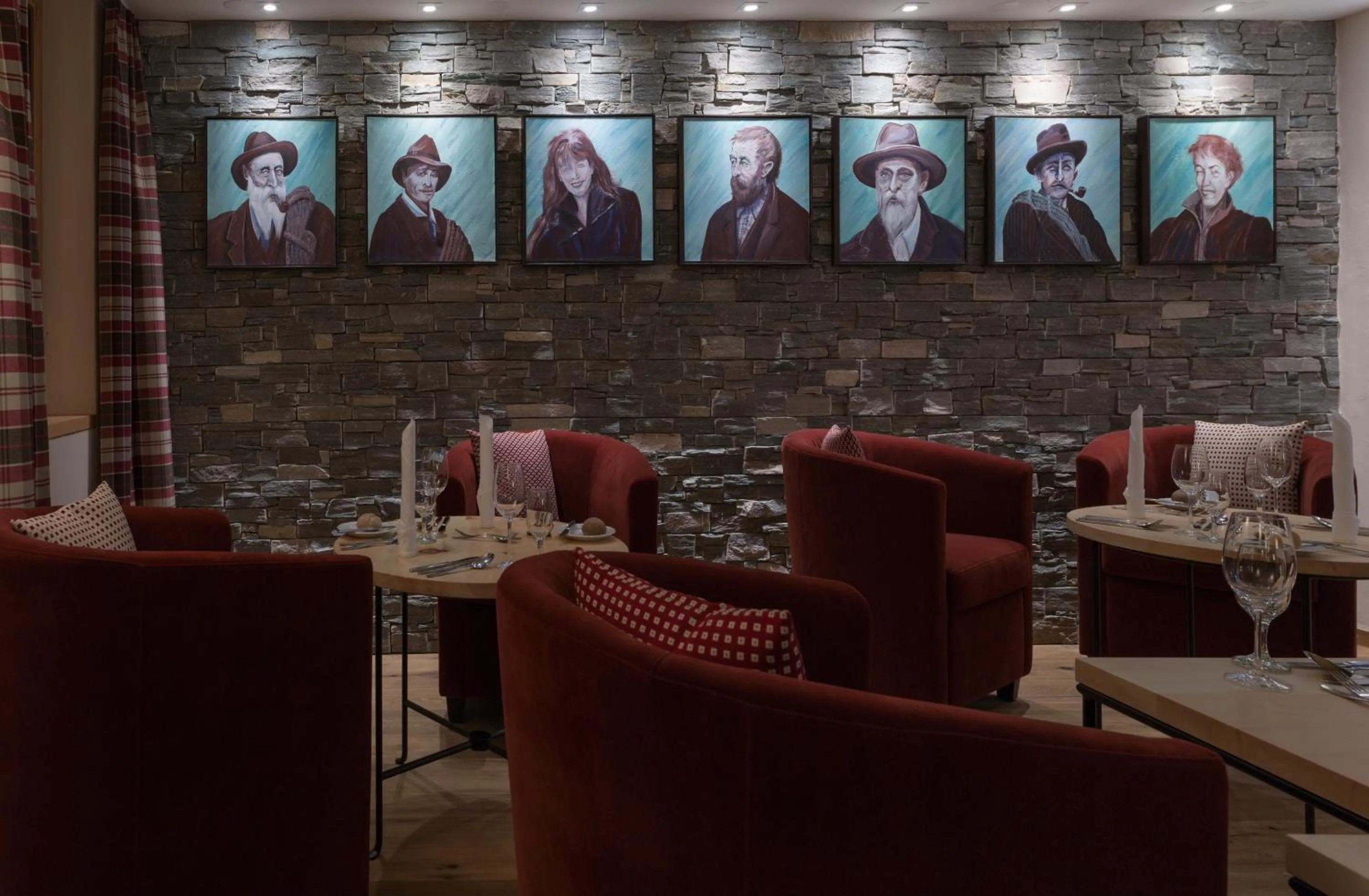 Lounge or bar in Riffelhaus 1853