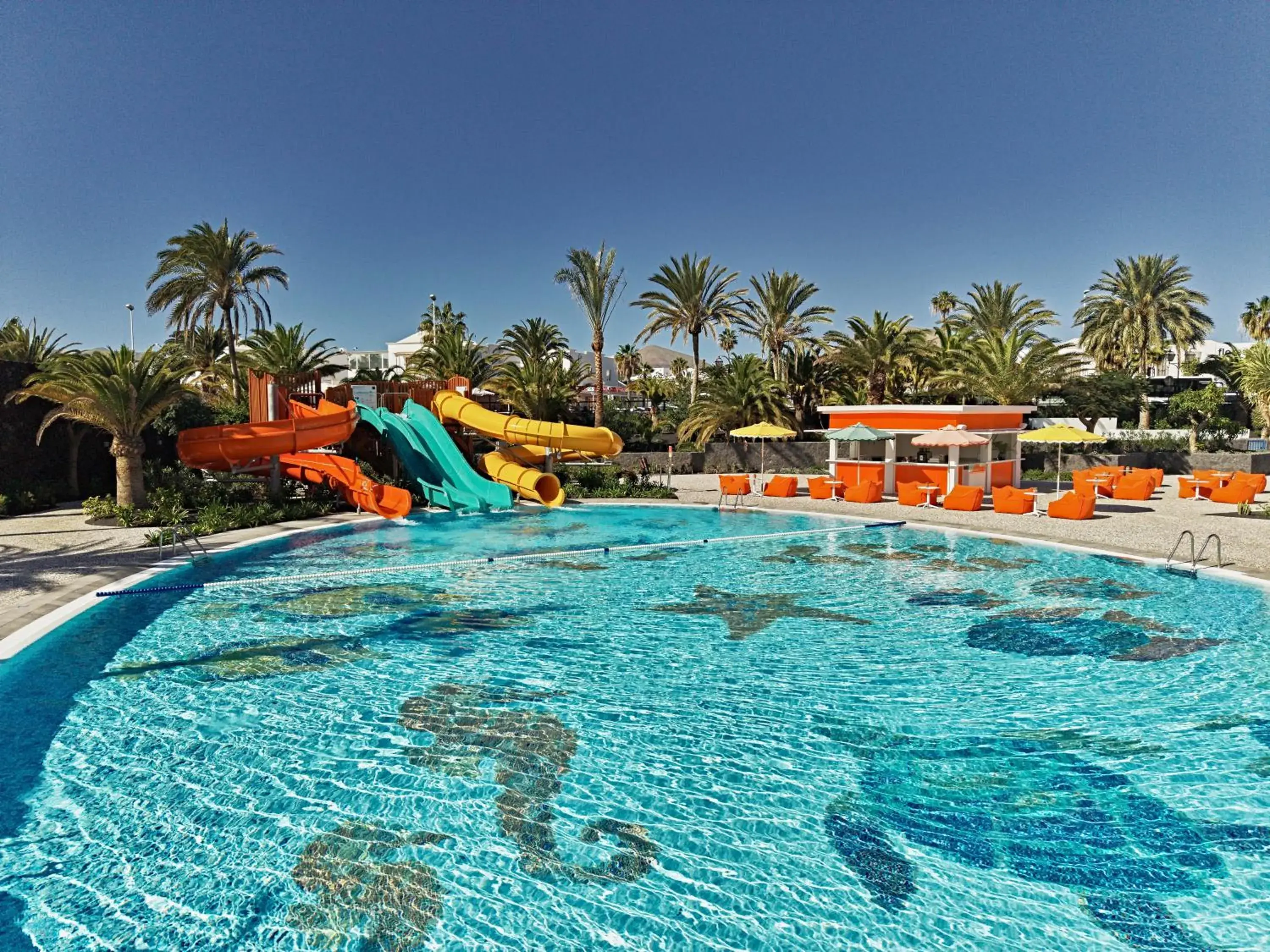 Swimming pool in Seaside Los Jameos Swimming pool in Seaside Los Jameos