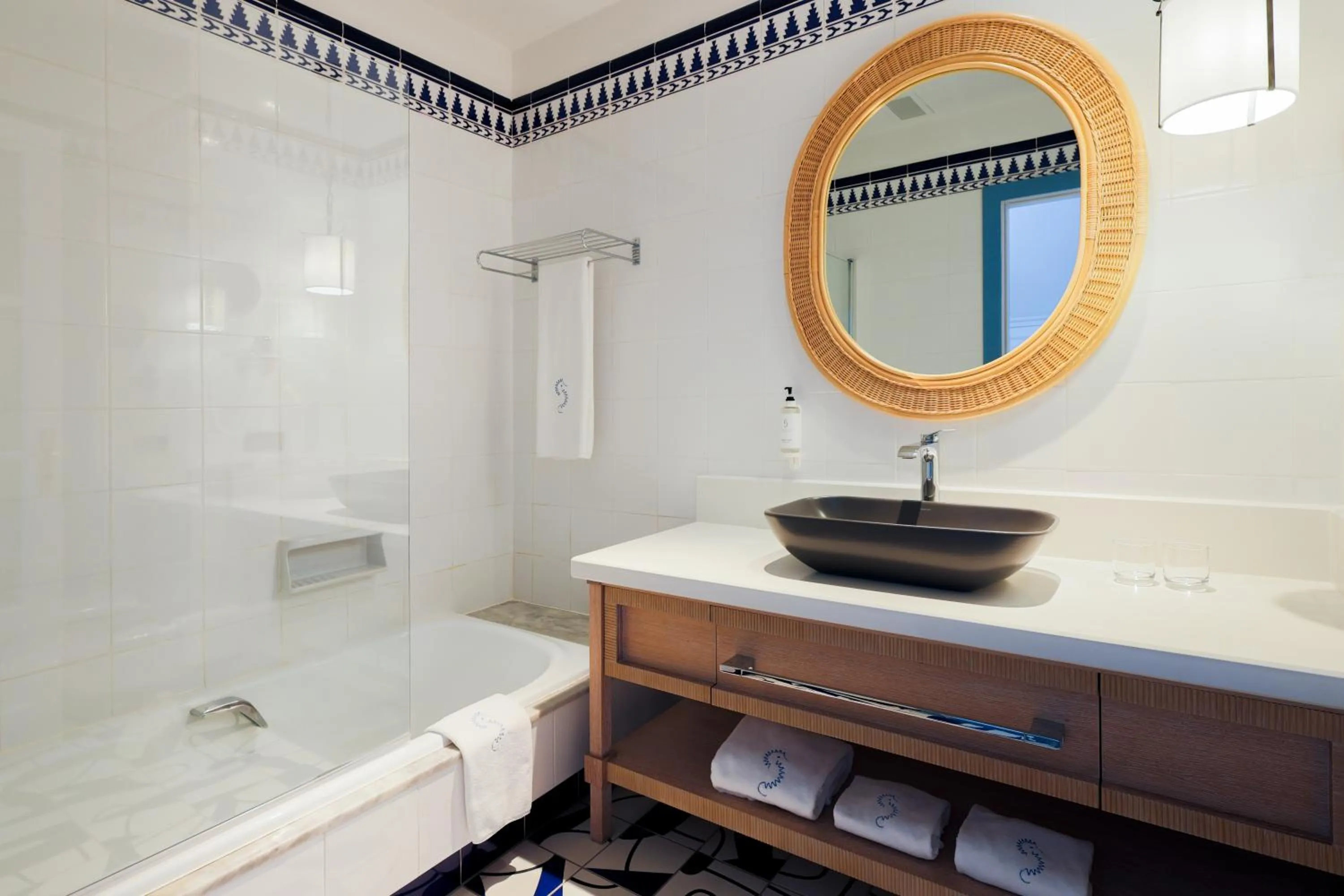 Bathroom in Seaside Los Jameos