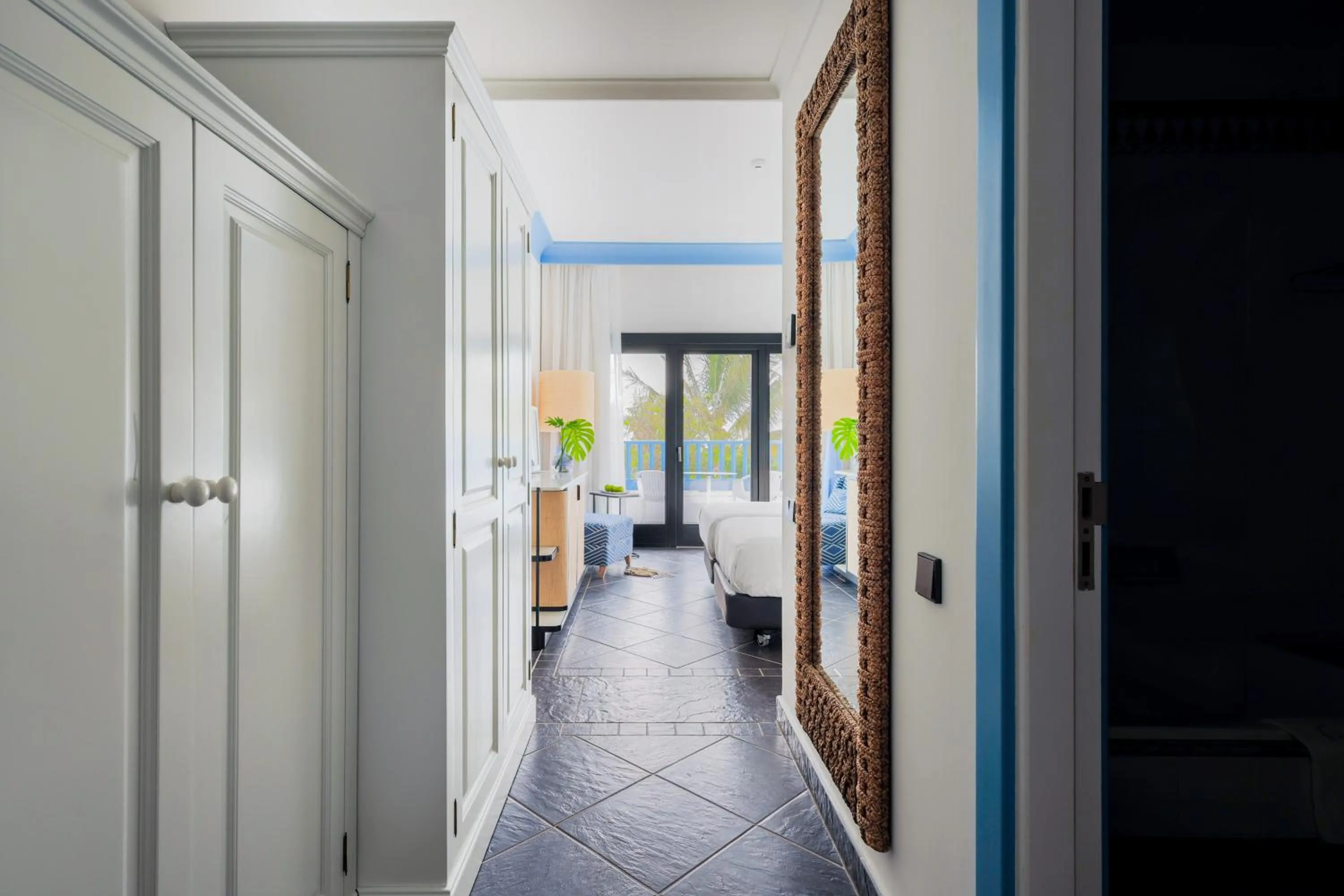 Photo of the whole room in Seaside Los Jameos