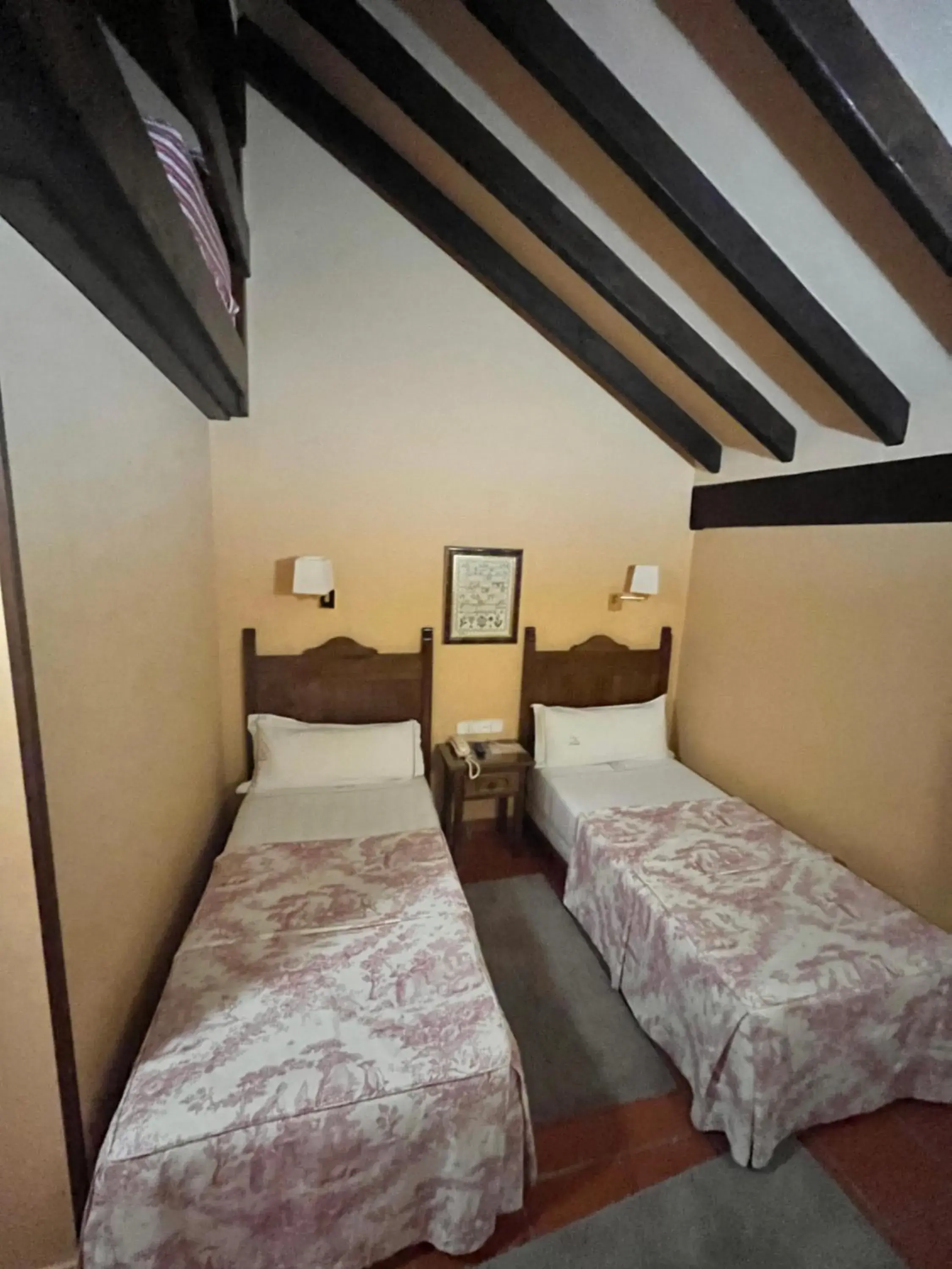 Duplex Quadruple Room in Hotel Rebeco Duplex Quadruple Room in Hotel Rebeco