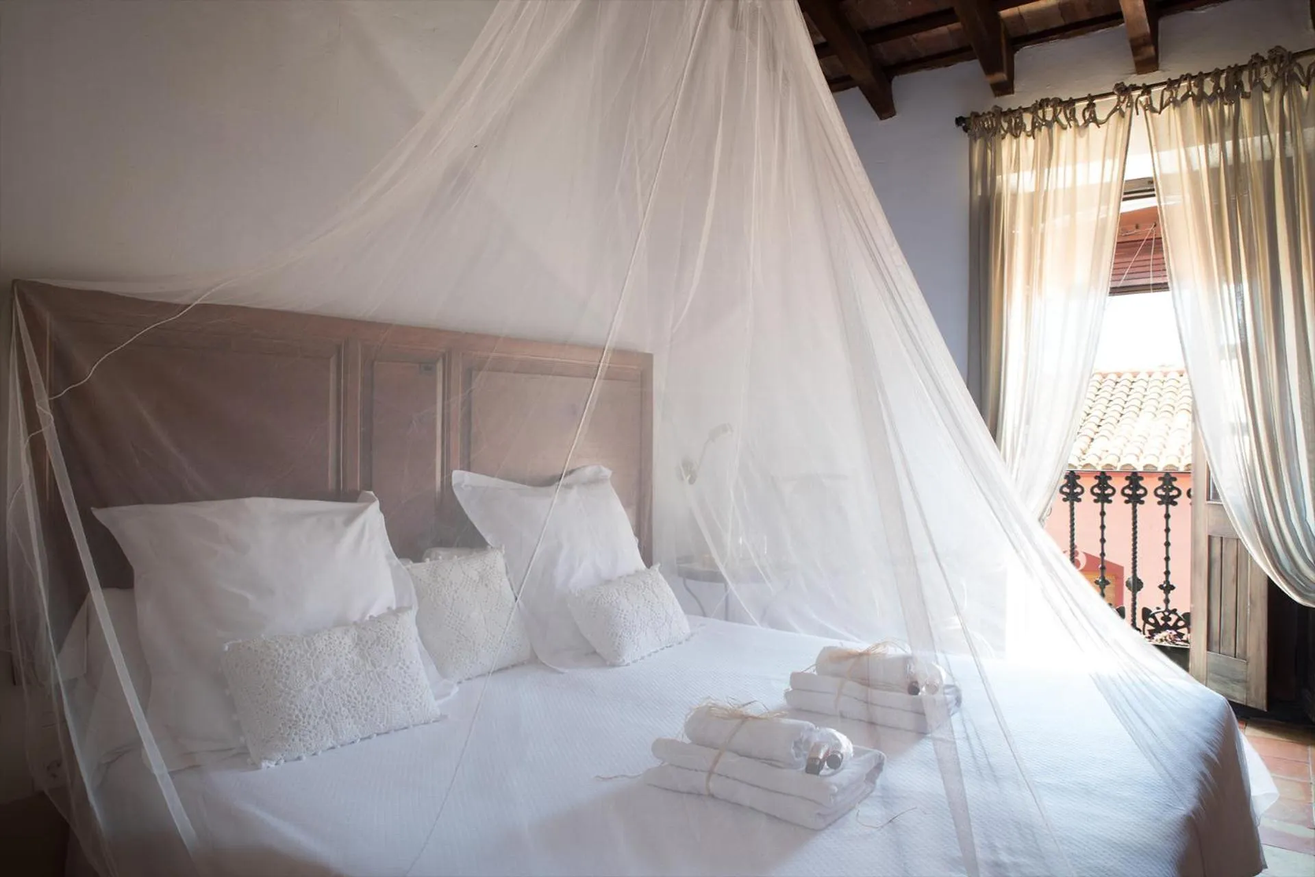 Bed in Casa Arizo, Hotel Boutique