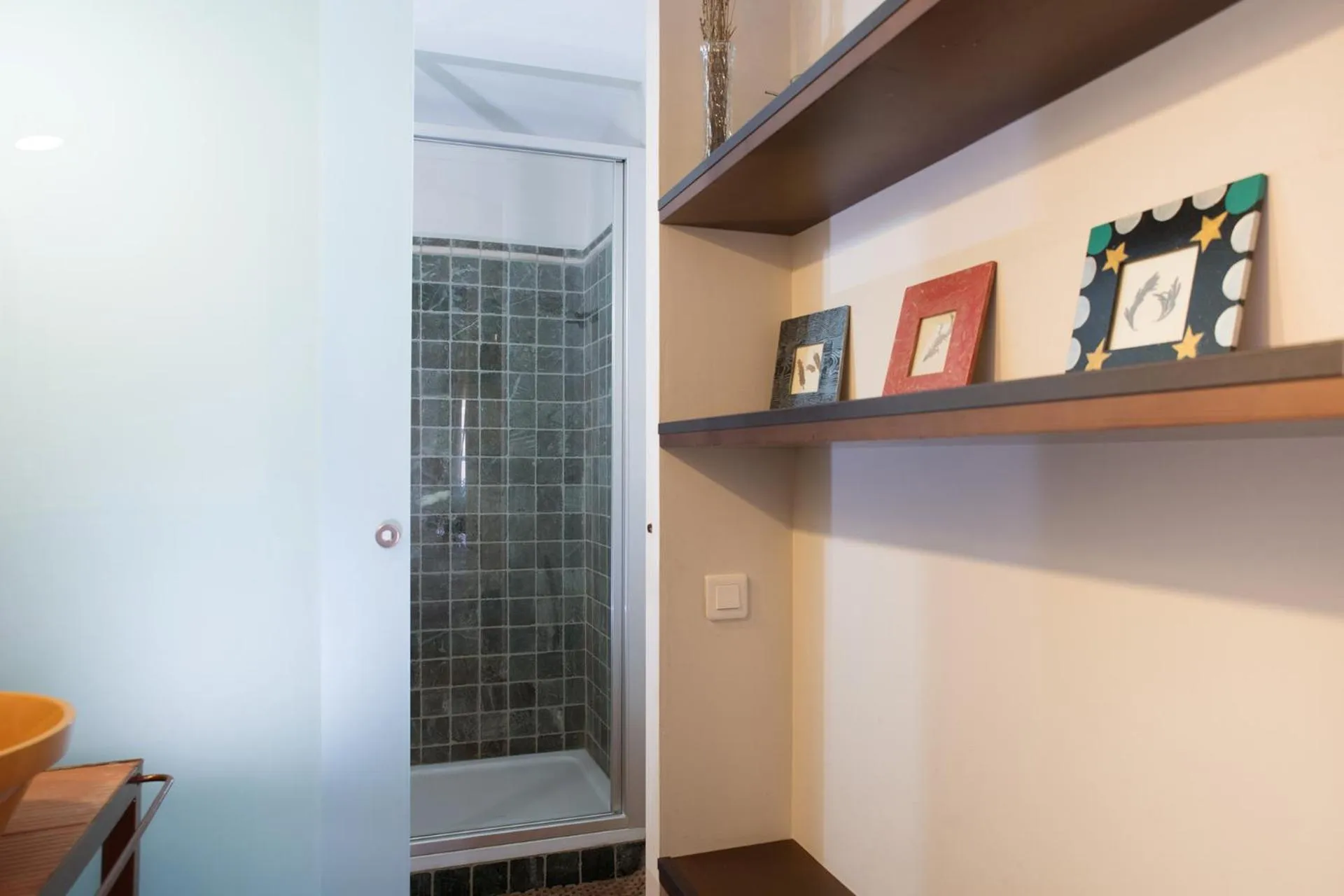 Shower in Casa Arizo, Hotel Boutique