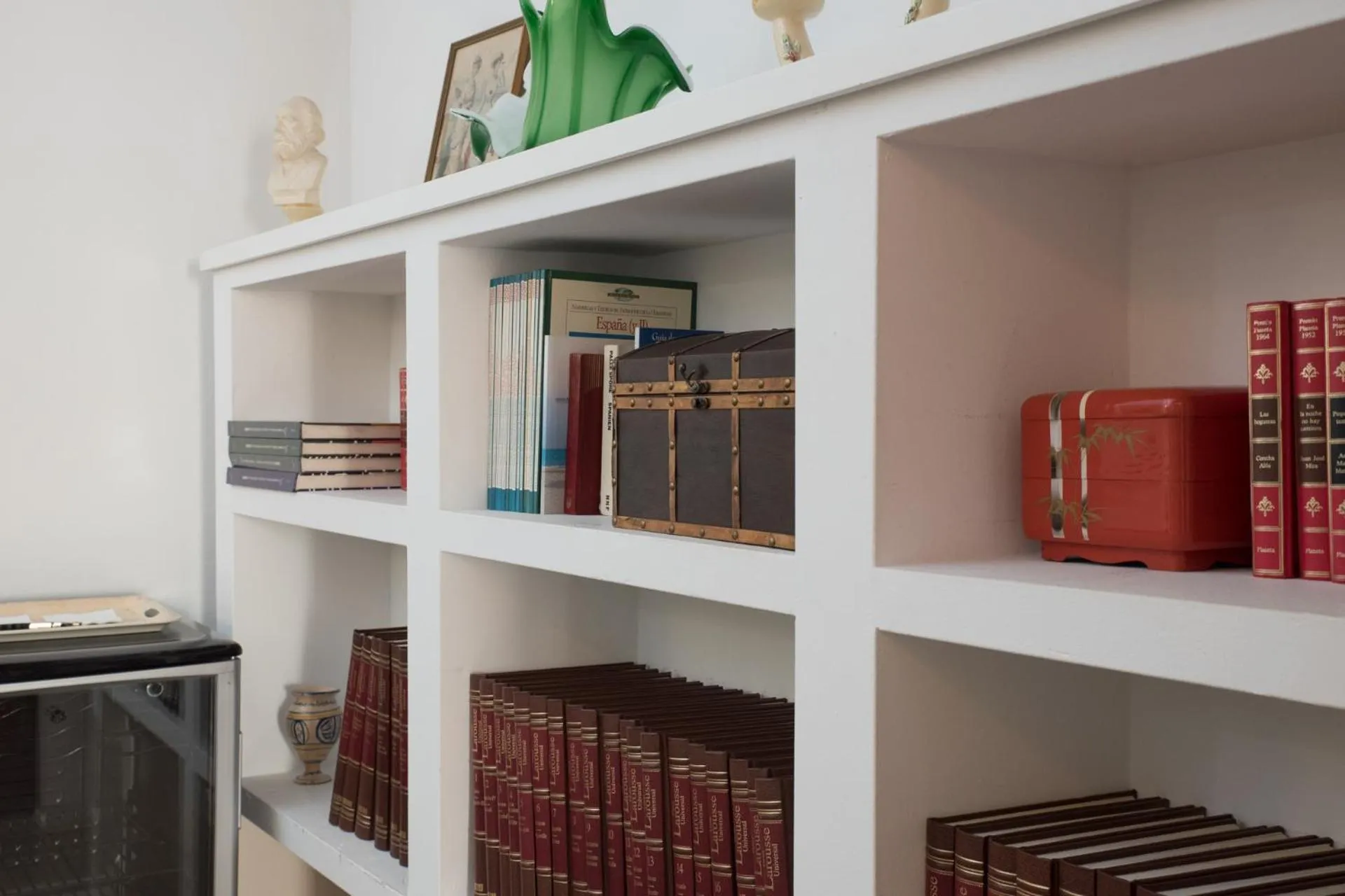 Library in Casa Arizo, Hotel Boutique