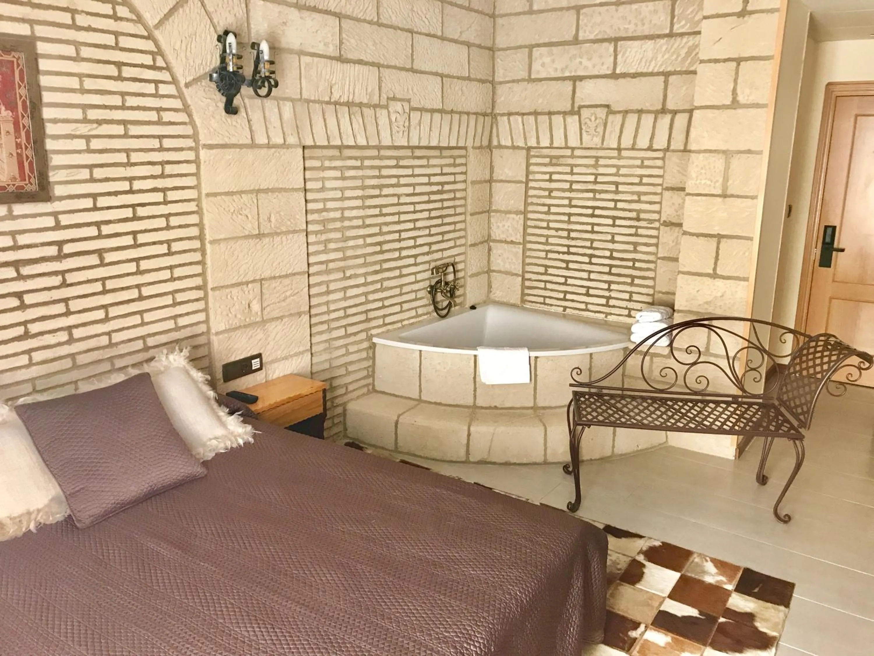 Bed in Hotel Castillo Bonavía