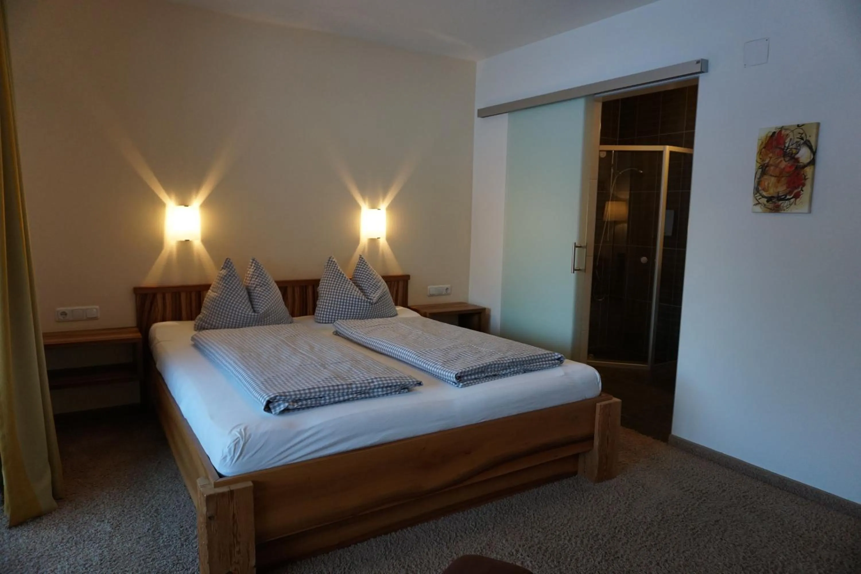 Photo of the whole room, Bed in Apart Ideal