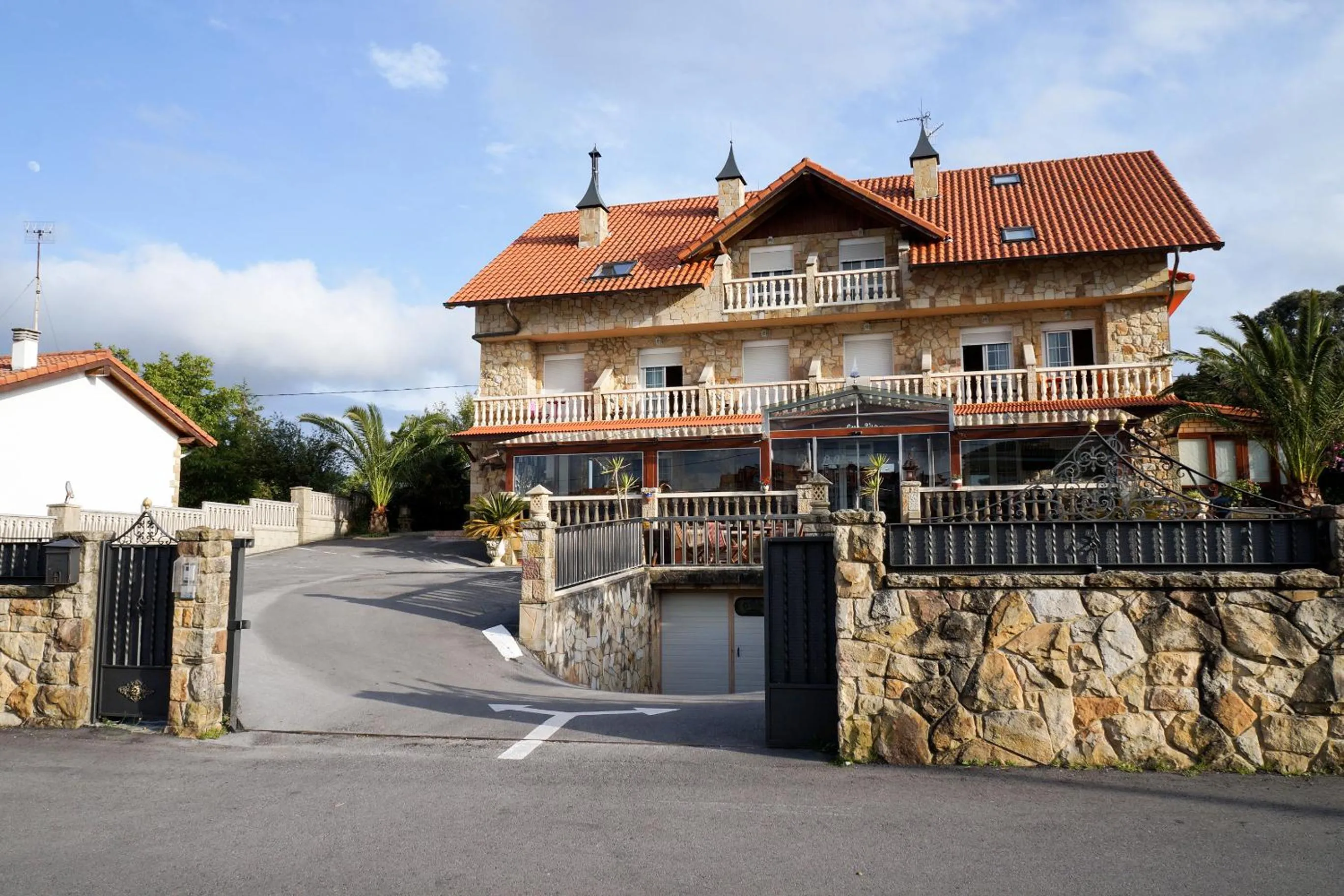 Facade/entrance in Hosteria Las Viñas