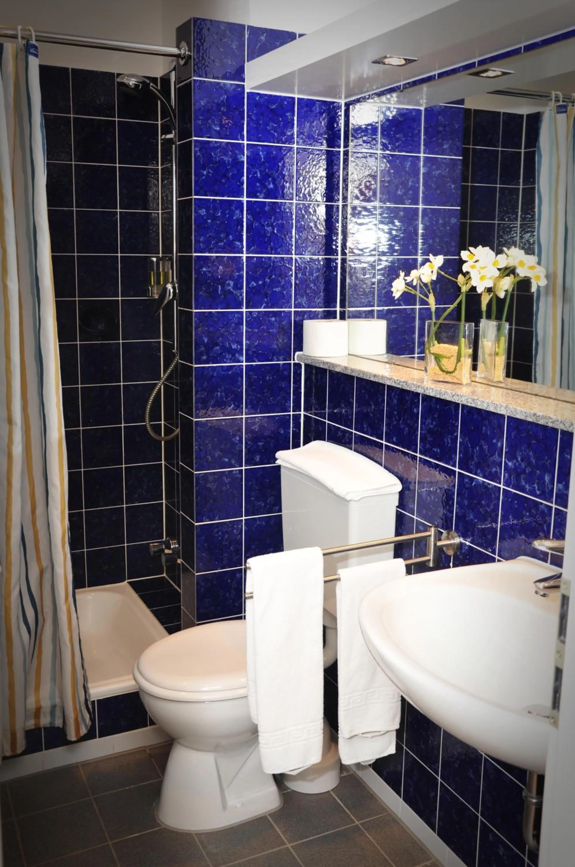 Bathroom in Hotel Litjes