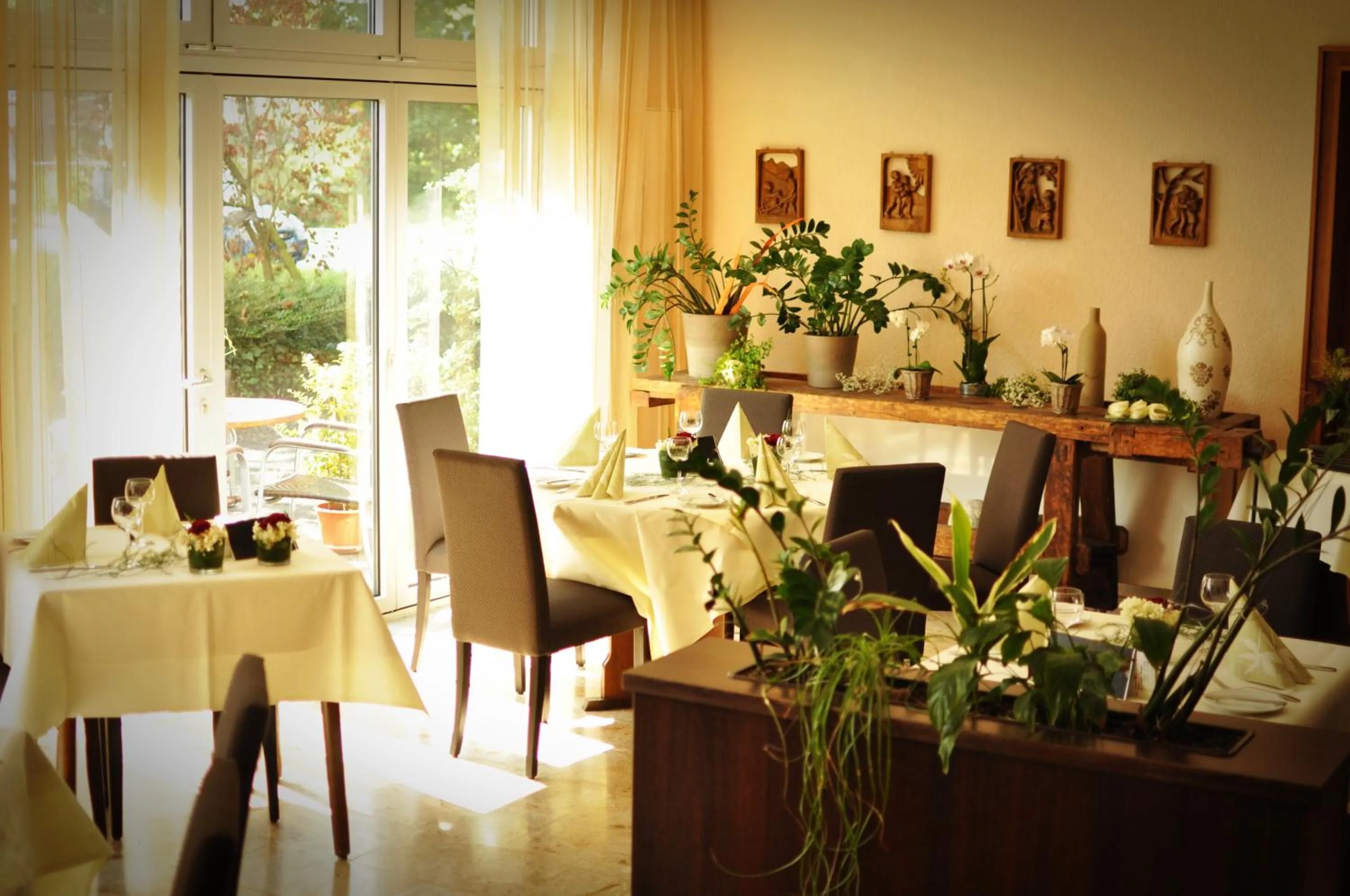 Restaurant/places to eat in Hotel Litjes