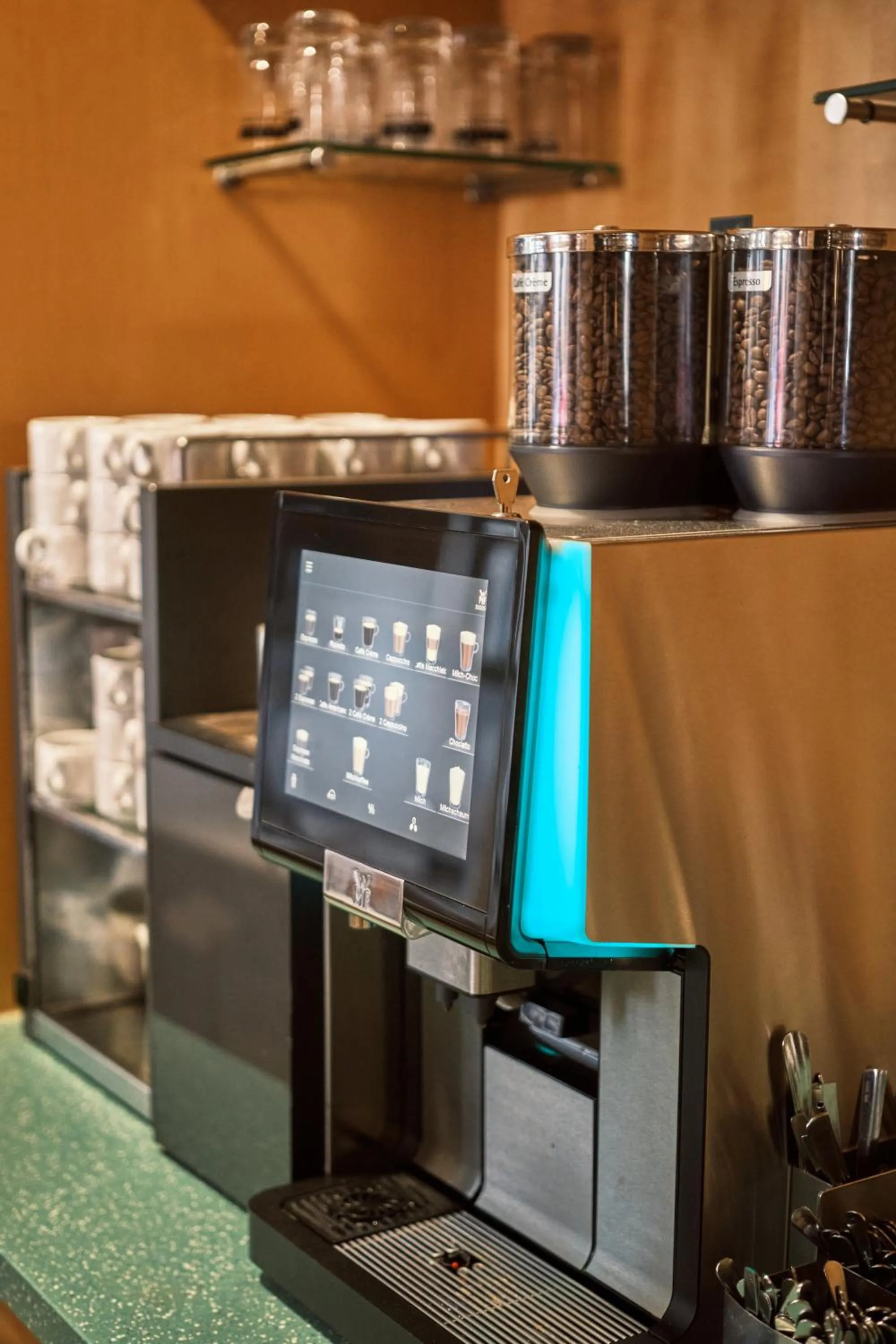 Coffee/tea facilities in Hotel Brößler