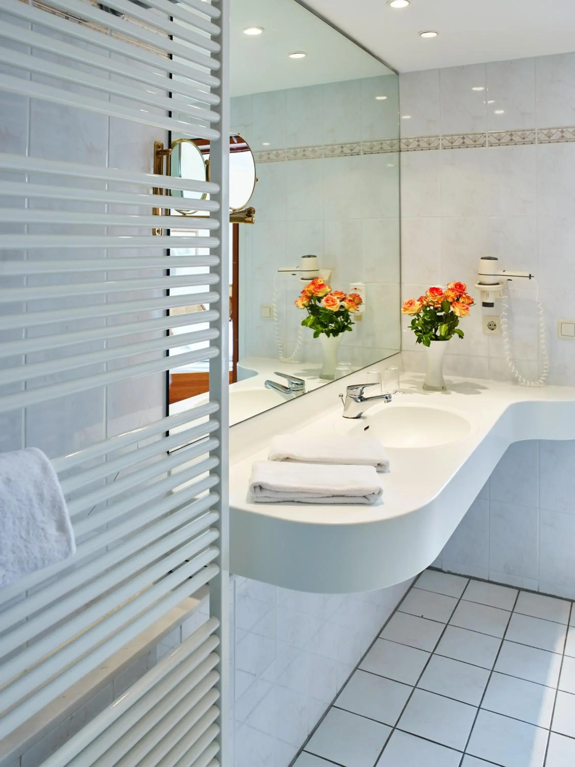 Comfort Double or Twin Room - single occupancy in Rheinhotel Larus Comfort Double or Twin Room - single occupancy in Rheinhotel Larus