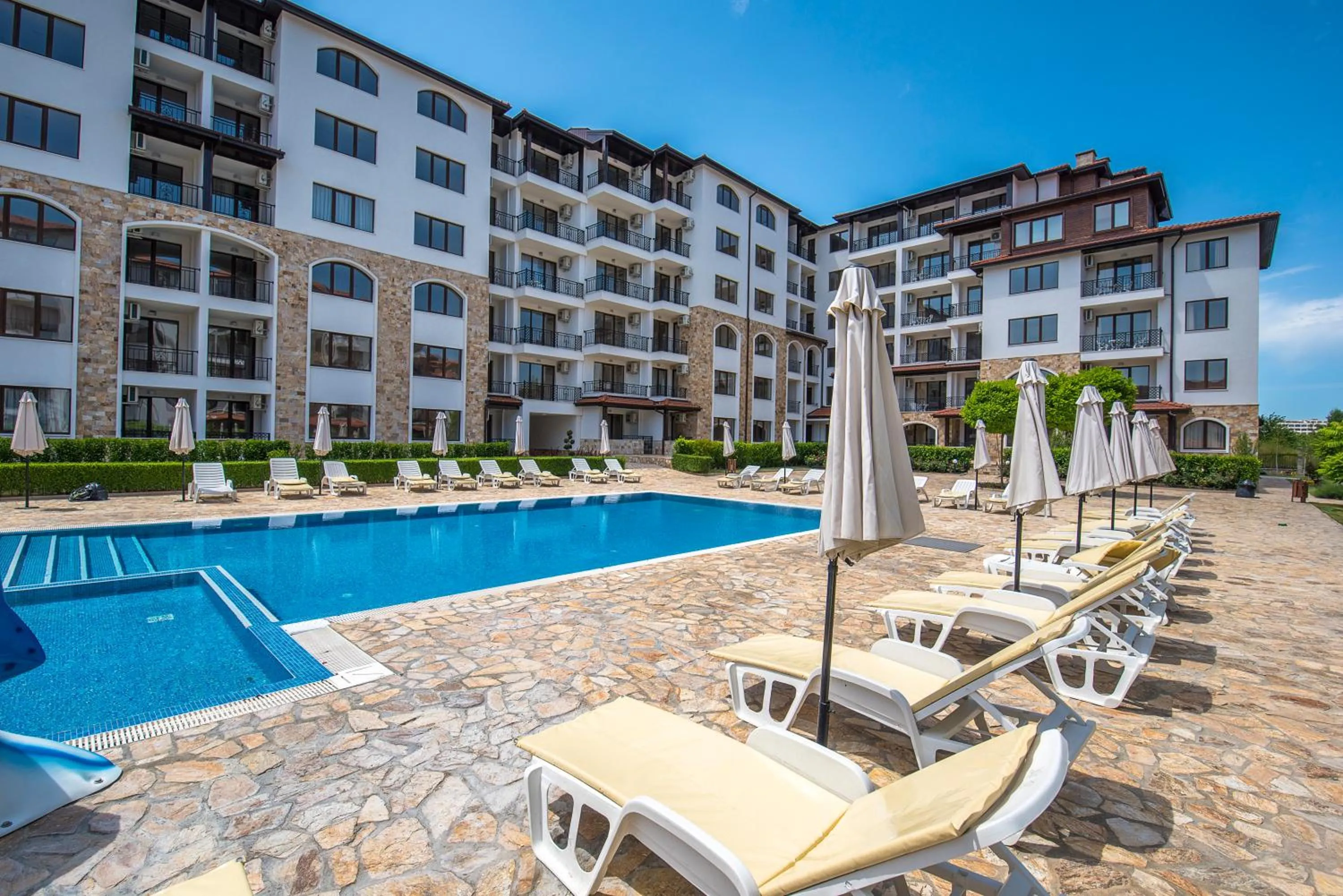 Property building in Apollon Apartments