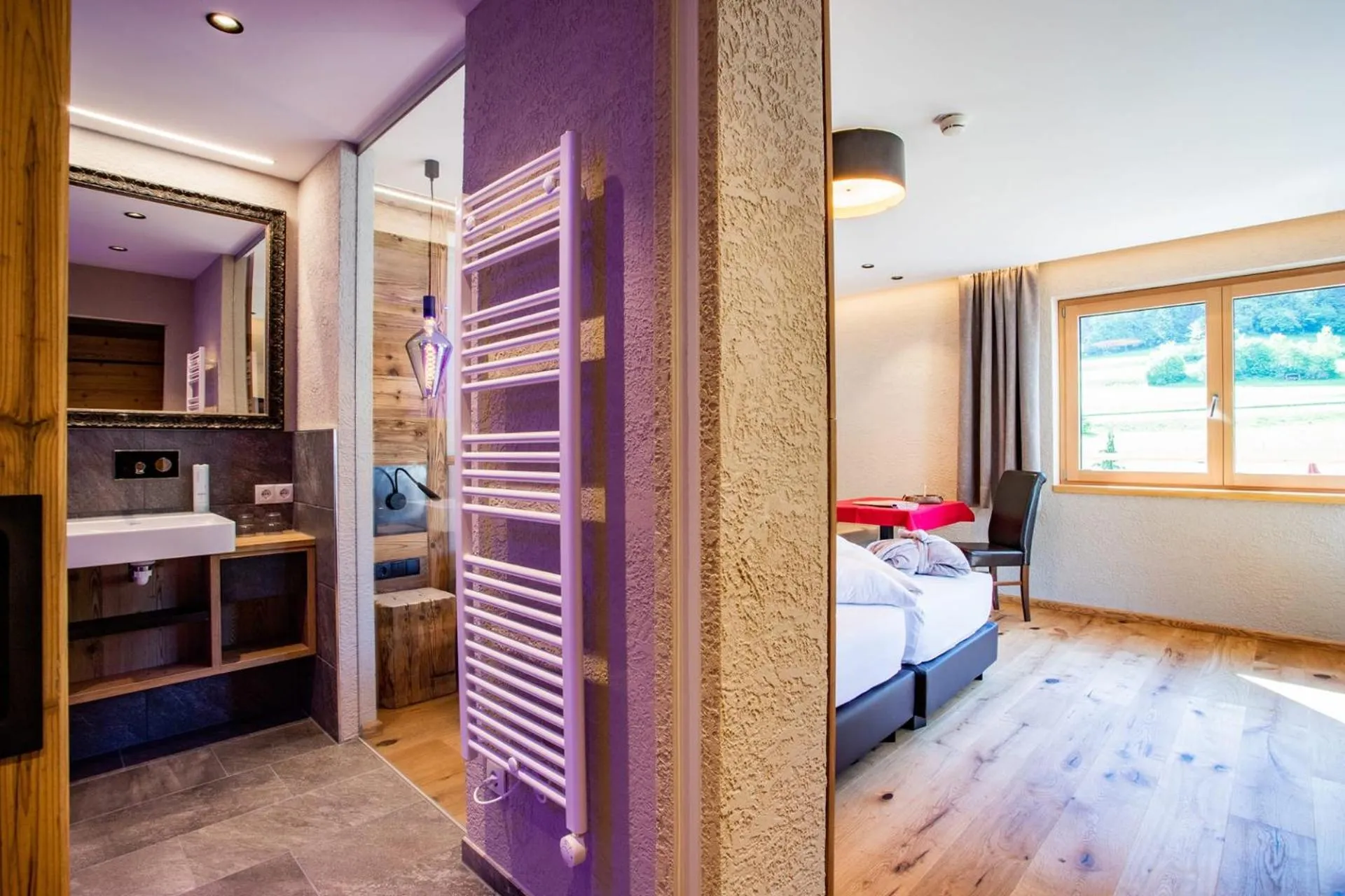 Bed in Hotel Riederhof- Urlaub mit WAU!