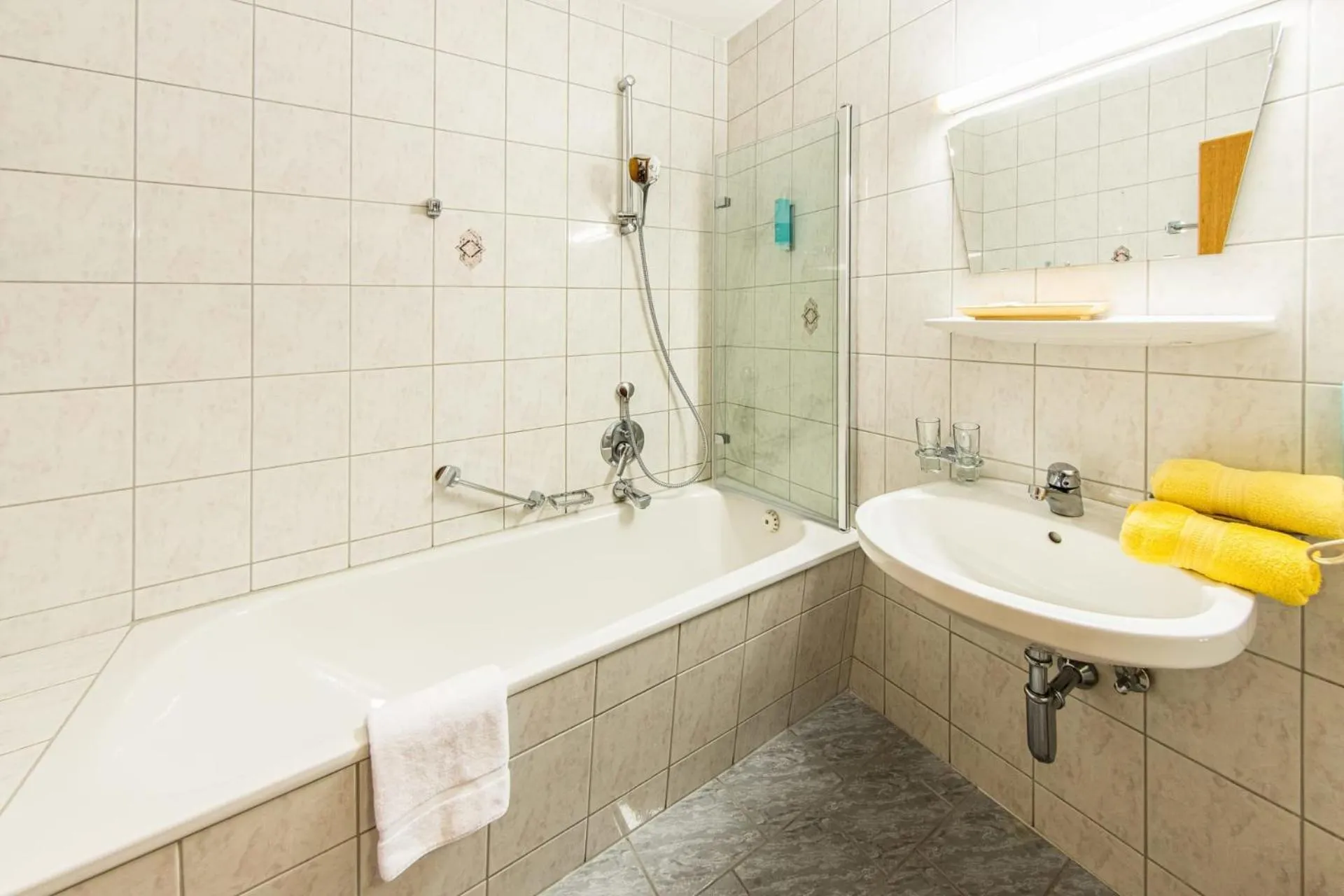 Bathroom in Hotel Riederhof- Urlaub mit WAU!