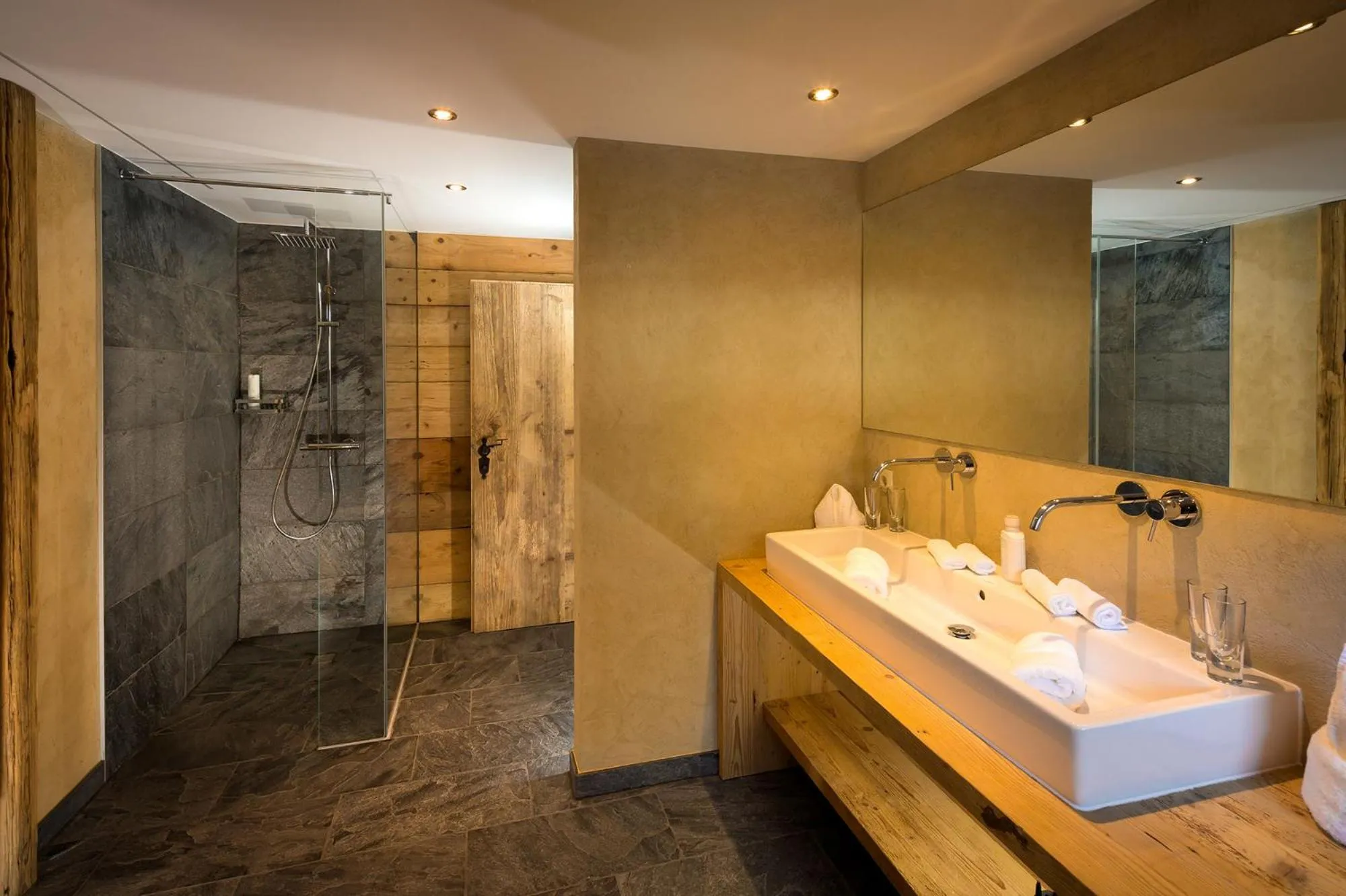 Bathroom in Hotel Riederhof- Urlaub mit WAU!