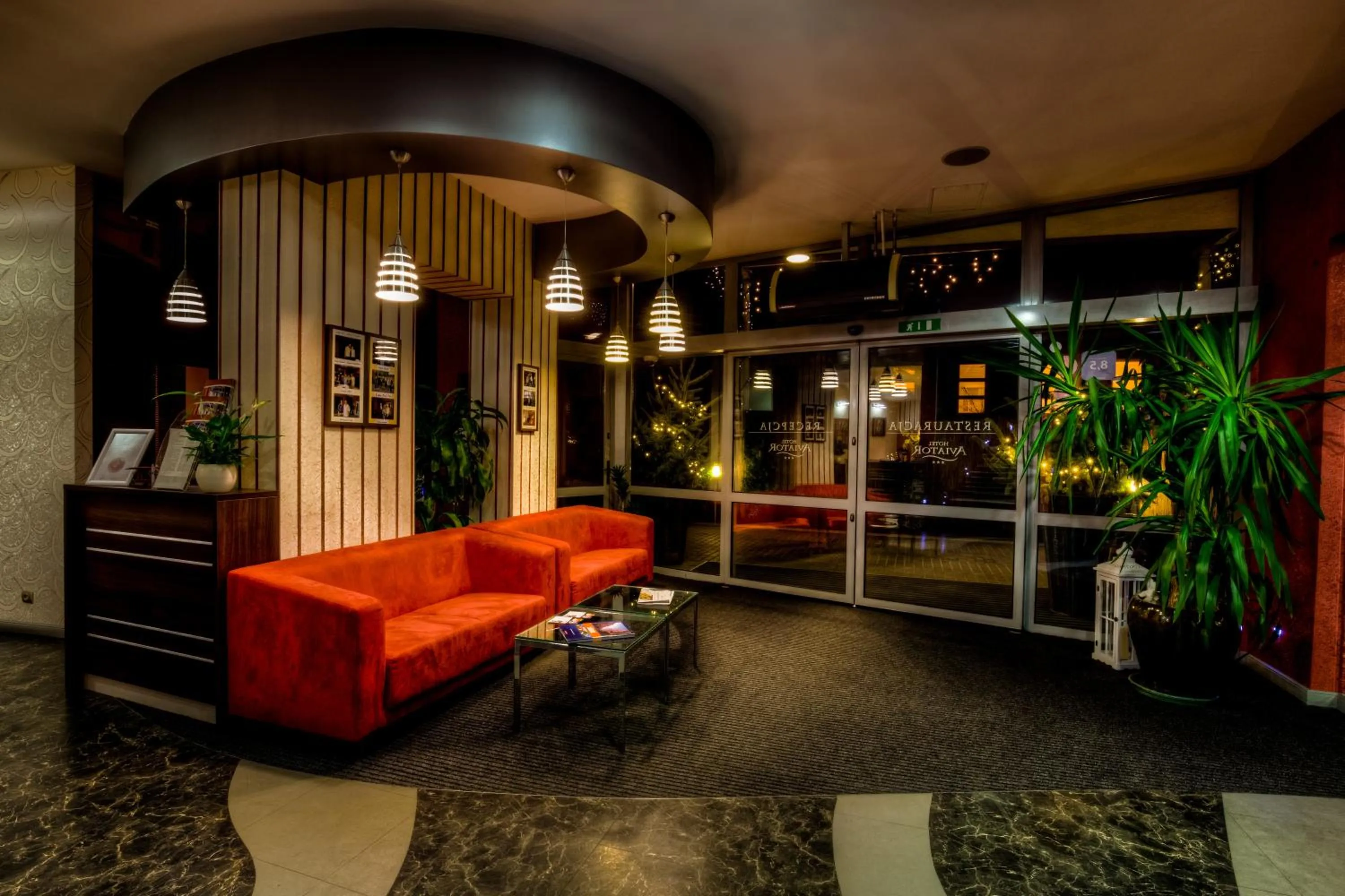 Lobby or reception in Aviator Hotel Restauracja & SPA