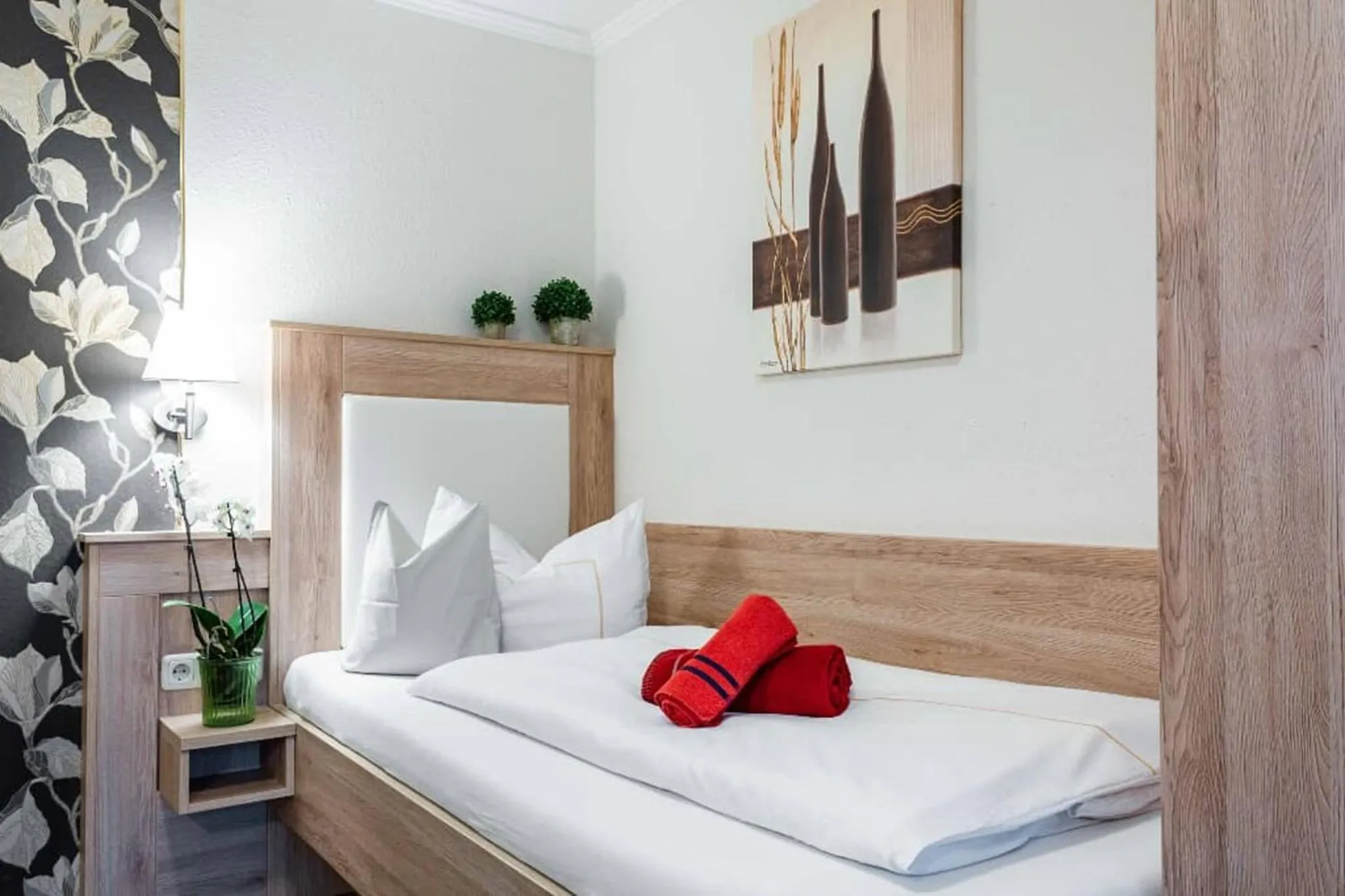 Single Room with Balcony - single occupancy in Gasthof Metzgerei Stöberl