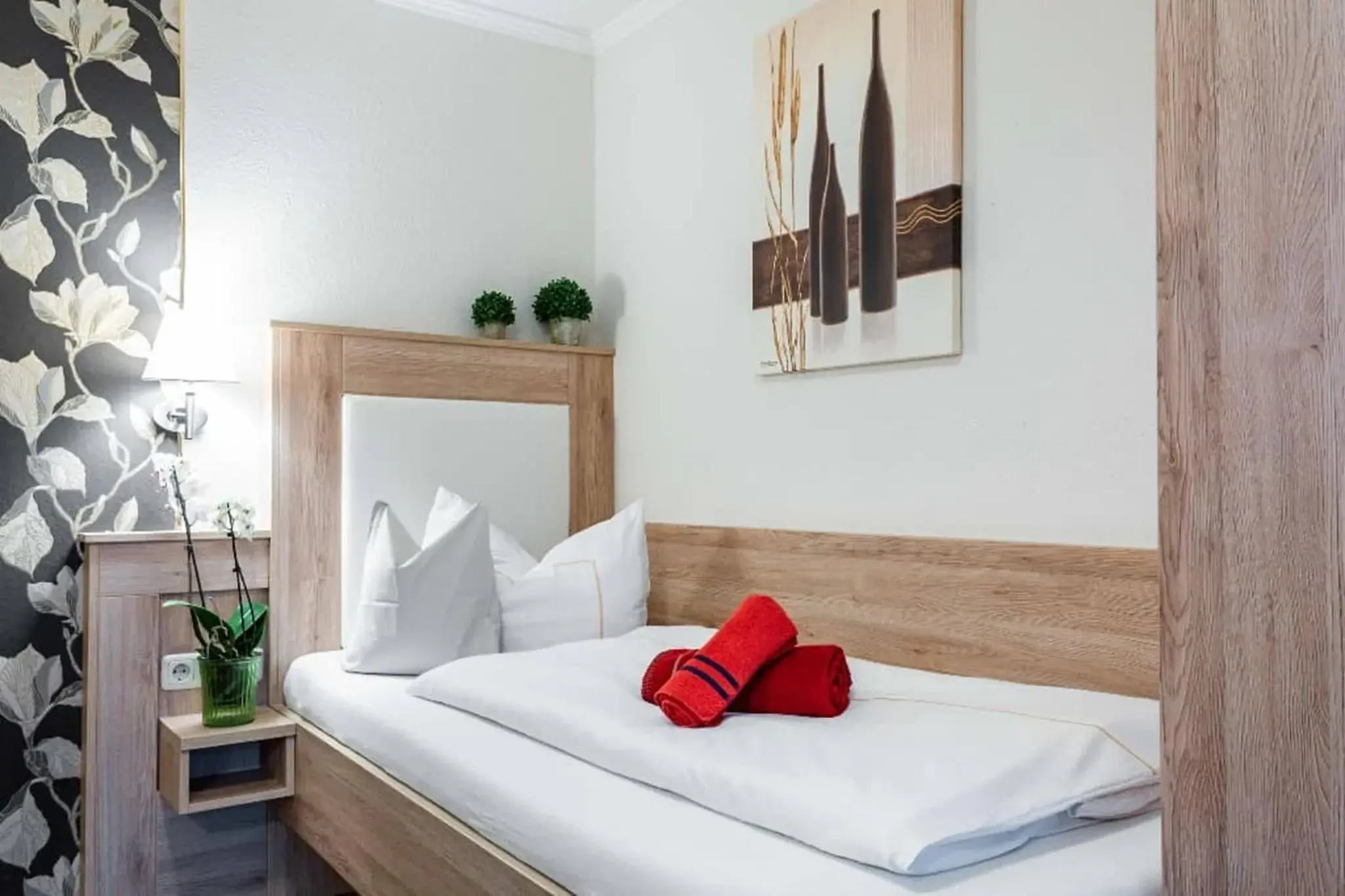 Single Room with Balcony - single occupancy in Gasthof Metzgerei Stöberl Single Room with Balcony - single occupancy in Gasthof Metzgerei Stöberl