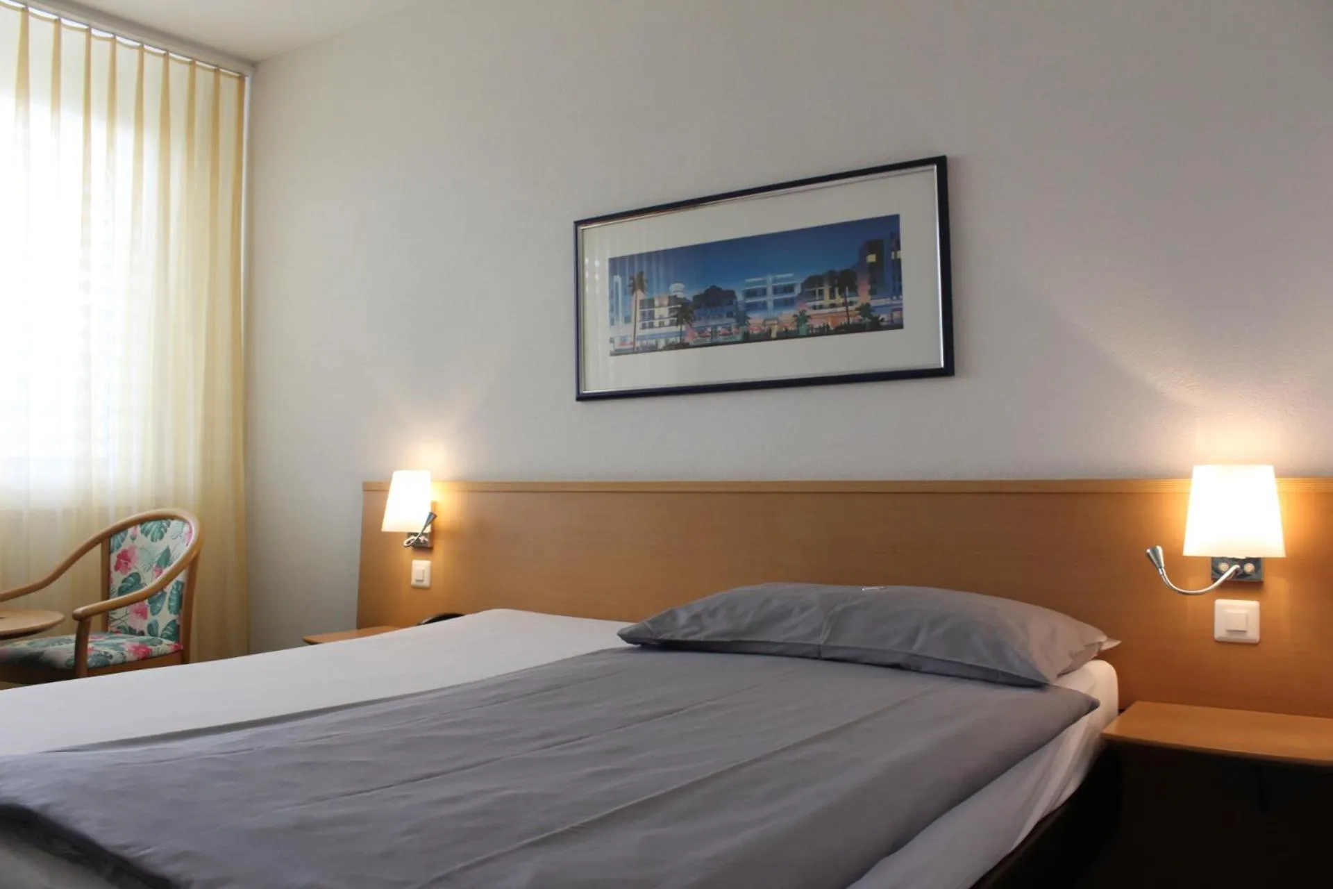 Photo of the whole room, Bed in Hotel Restaurant Florida