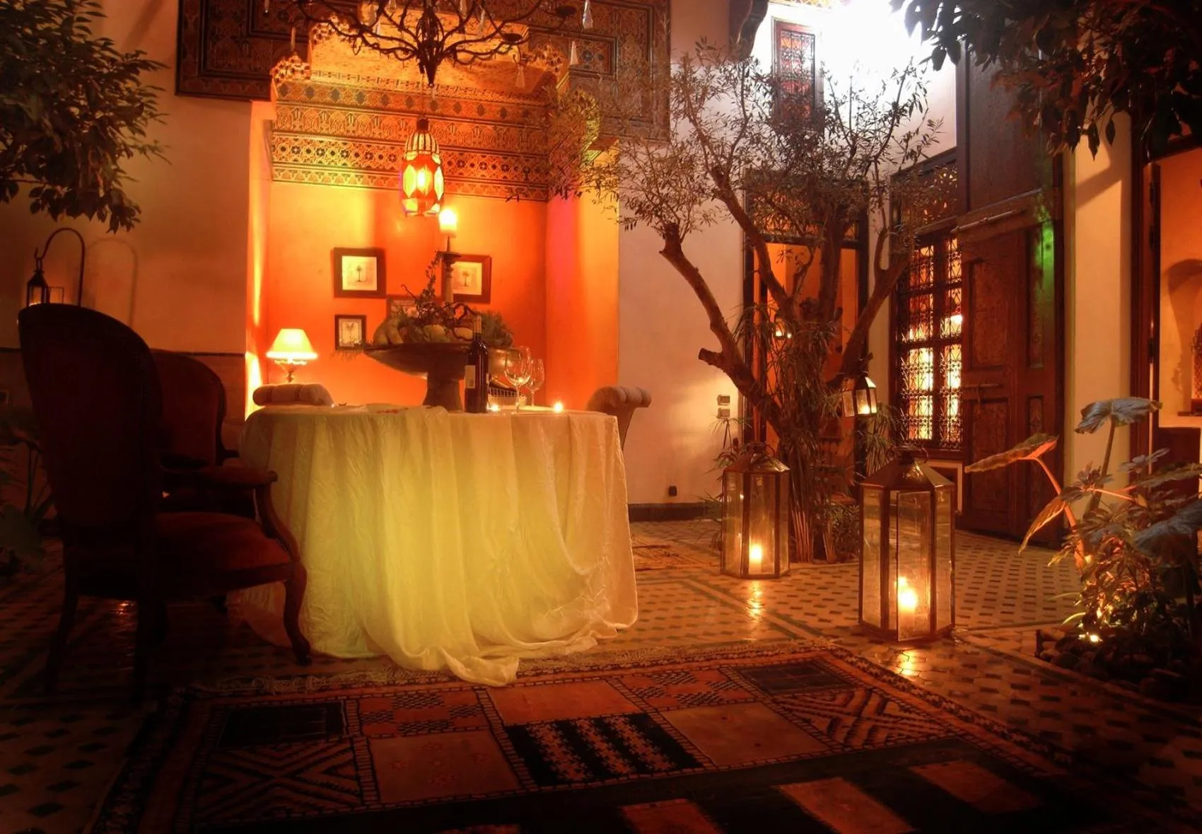 Restaurant/places to eat in Riad Ayadina & SPA