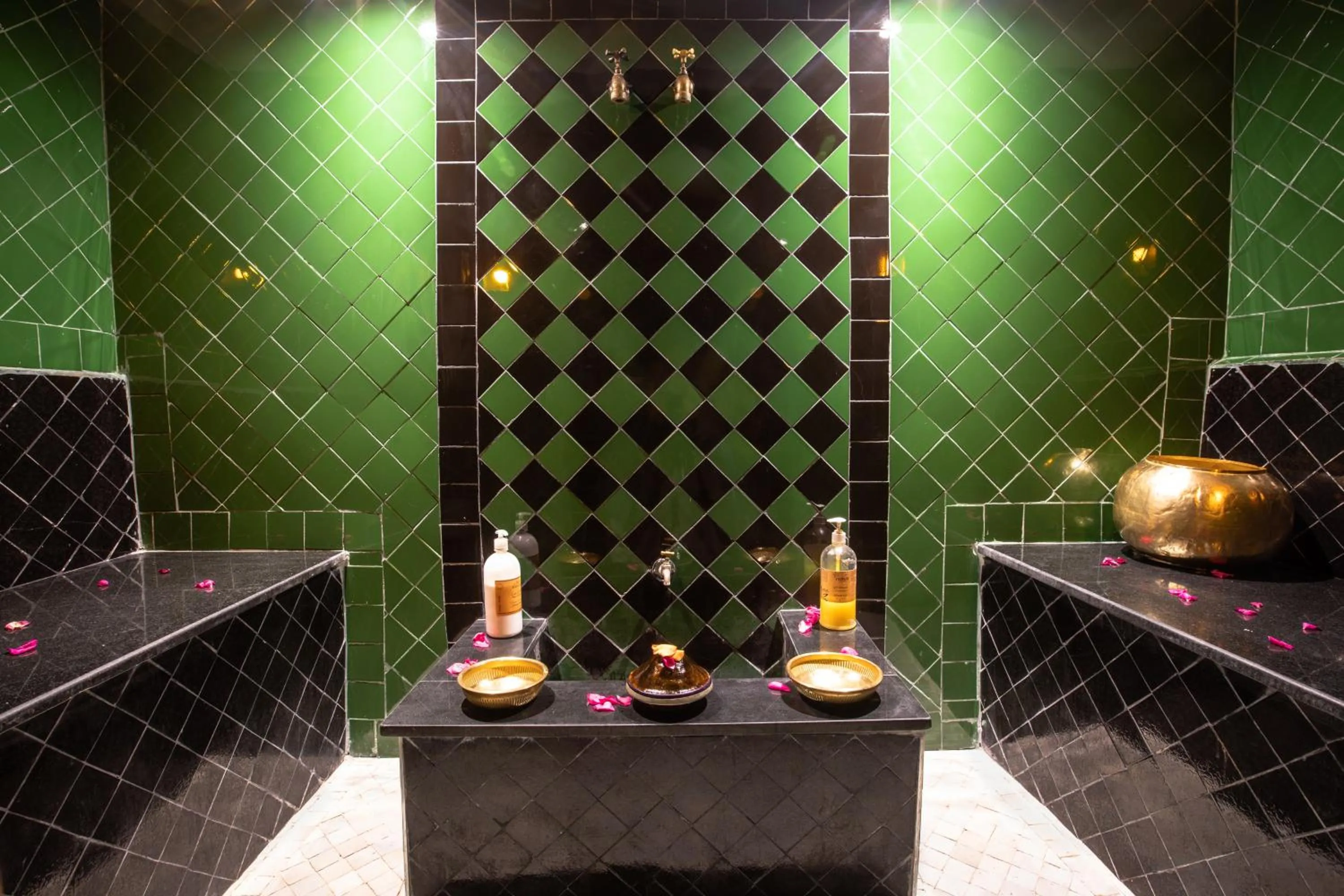 Sauna in Riad Ayadina & SPA