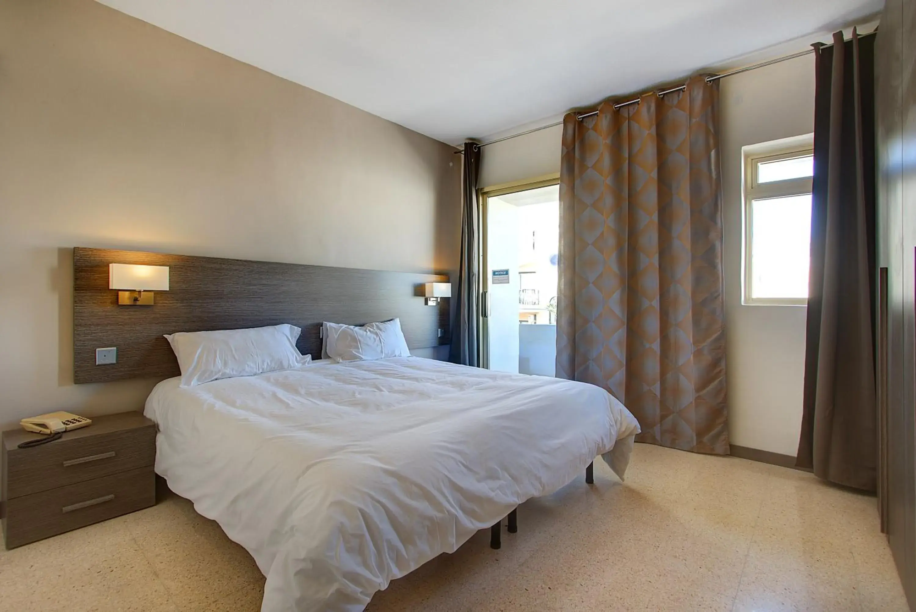 Photo of the whole room, Bed in Primera Hotel Photo of the whole room, Bed in Primera Hotel