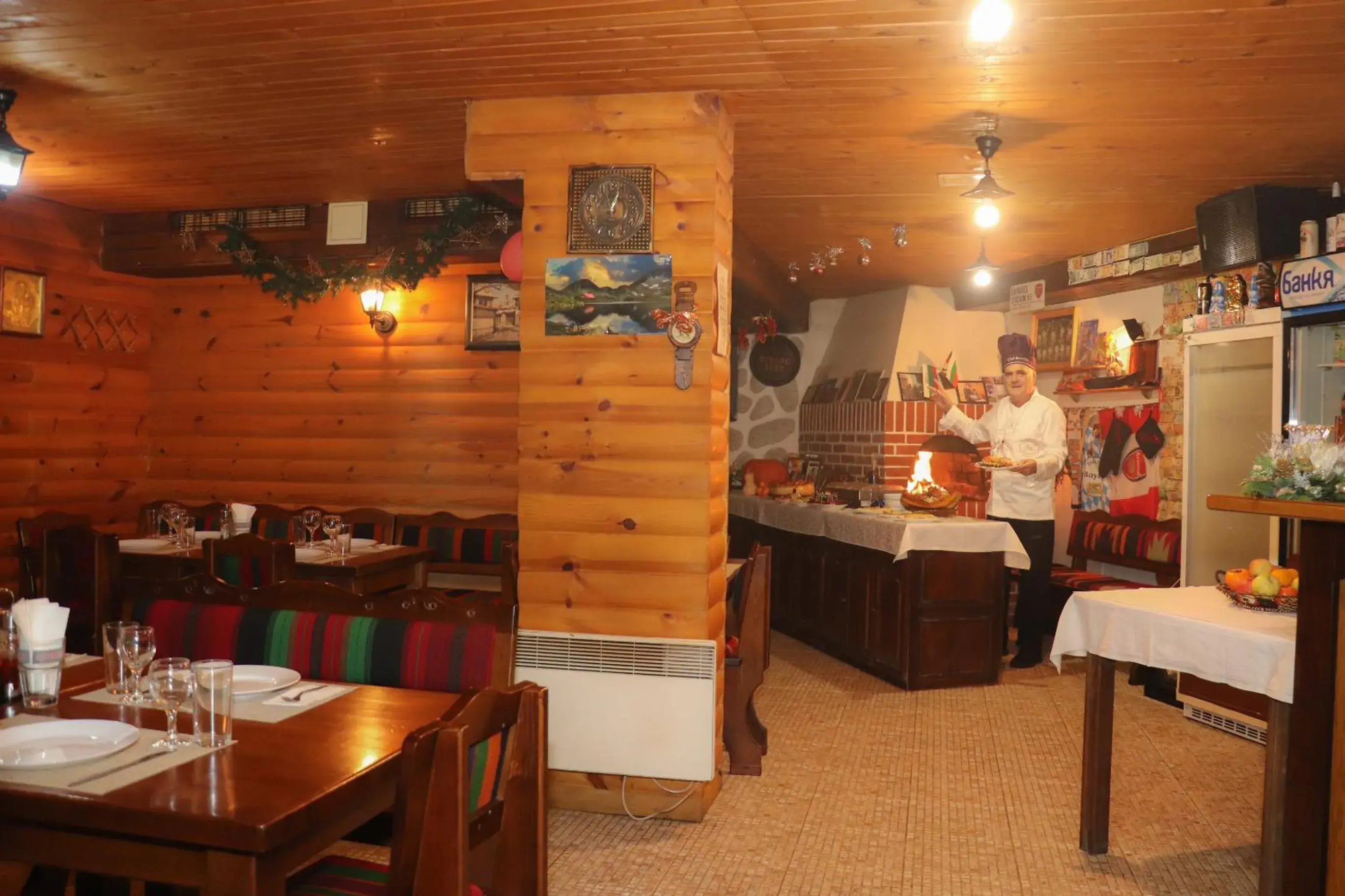 Restaurant/places to eat in Apartments & Studios Mountain Romance Restaurant/places to eat in Apartments & Studios Mountain Romance