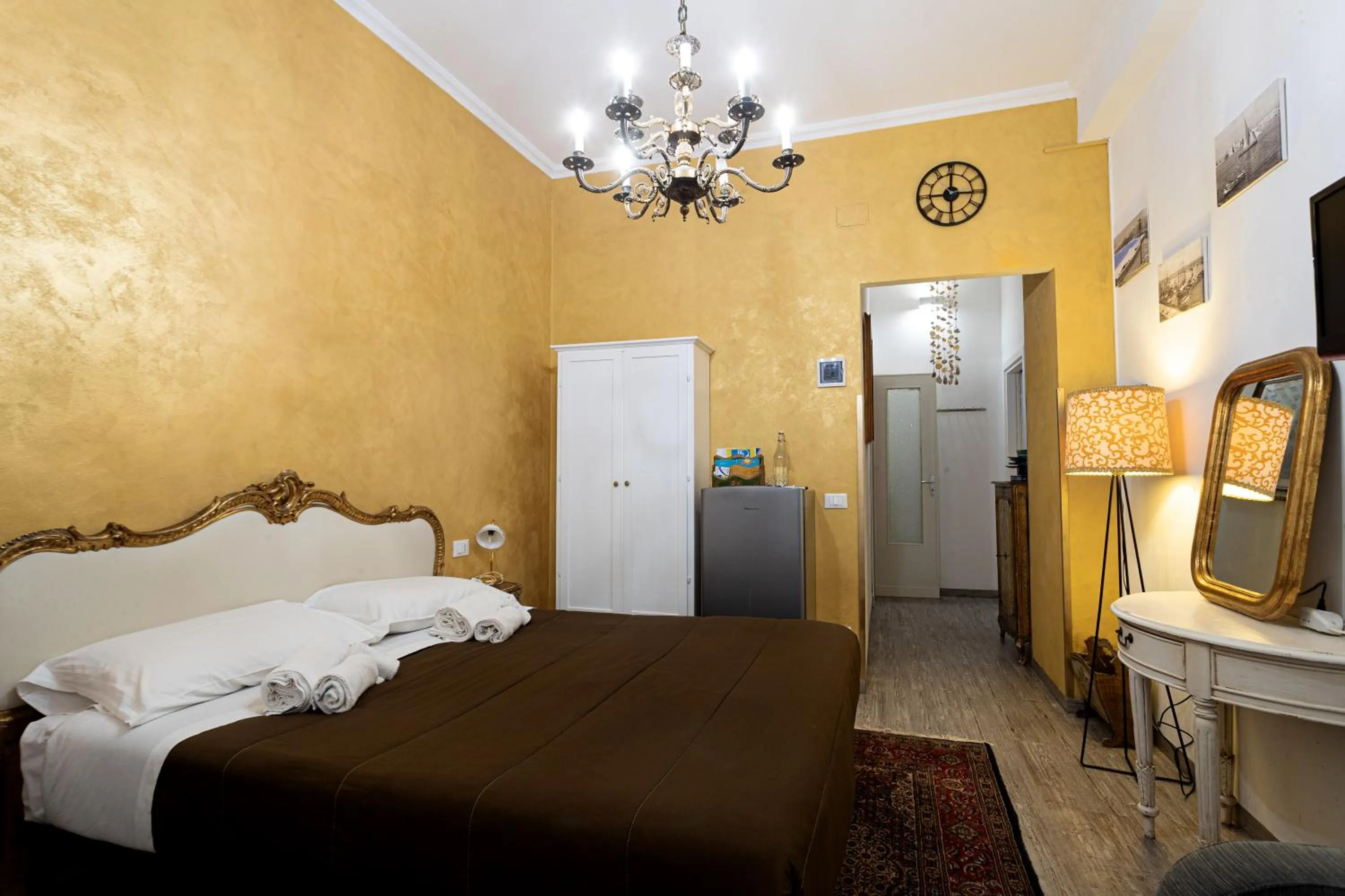 Photo of the whole room, Bed in B&B Il Profumo del Porto