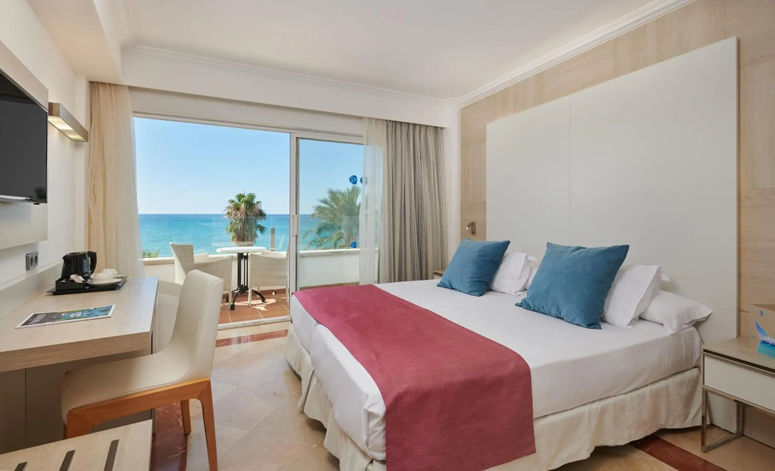 Twin Room with Sea View in Grupotel Acapulco Playa - Adults Only Twin Room with Sea View in Grupotel Acapulco Playa - Adults Only