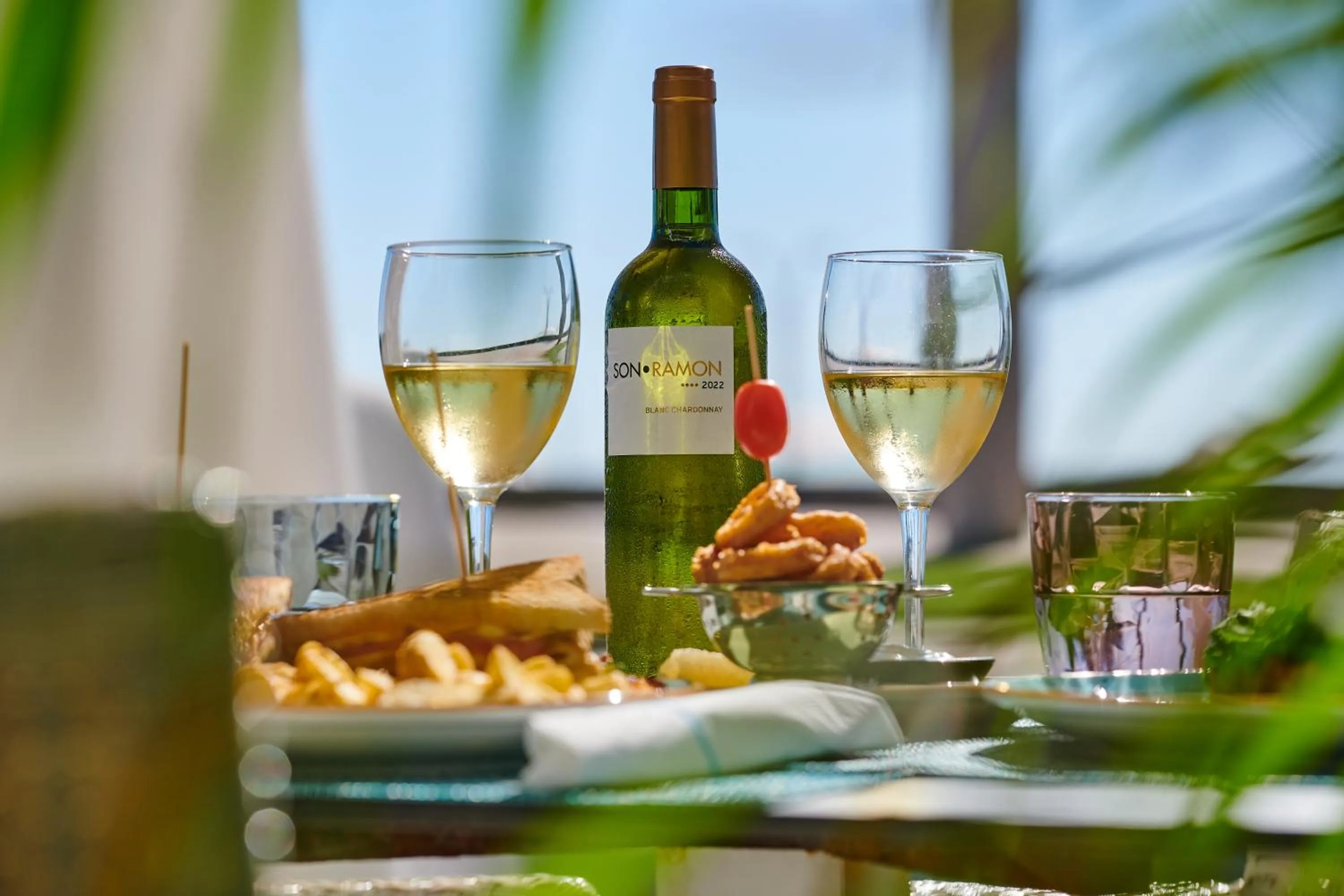 Lounge or bar in Grupotel Acapulco Playa - Adults Only