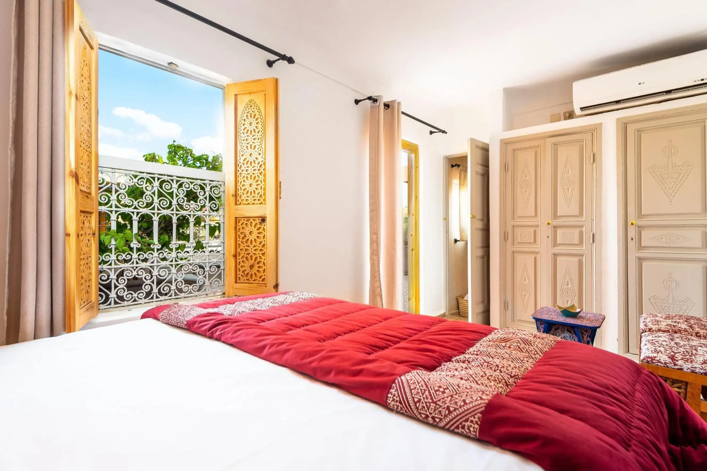 View (from property/room), Bed in Riad La Croix Berbere View (from property/room), Bed in Riad La Croix Berbere