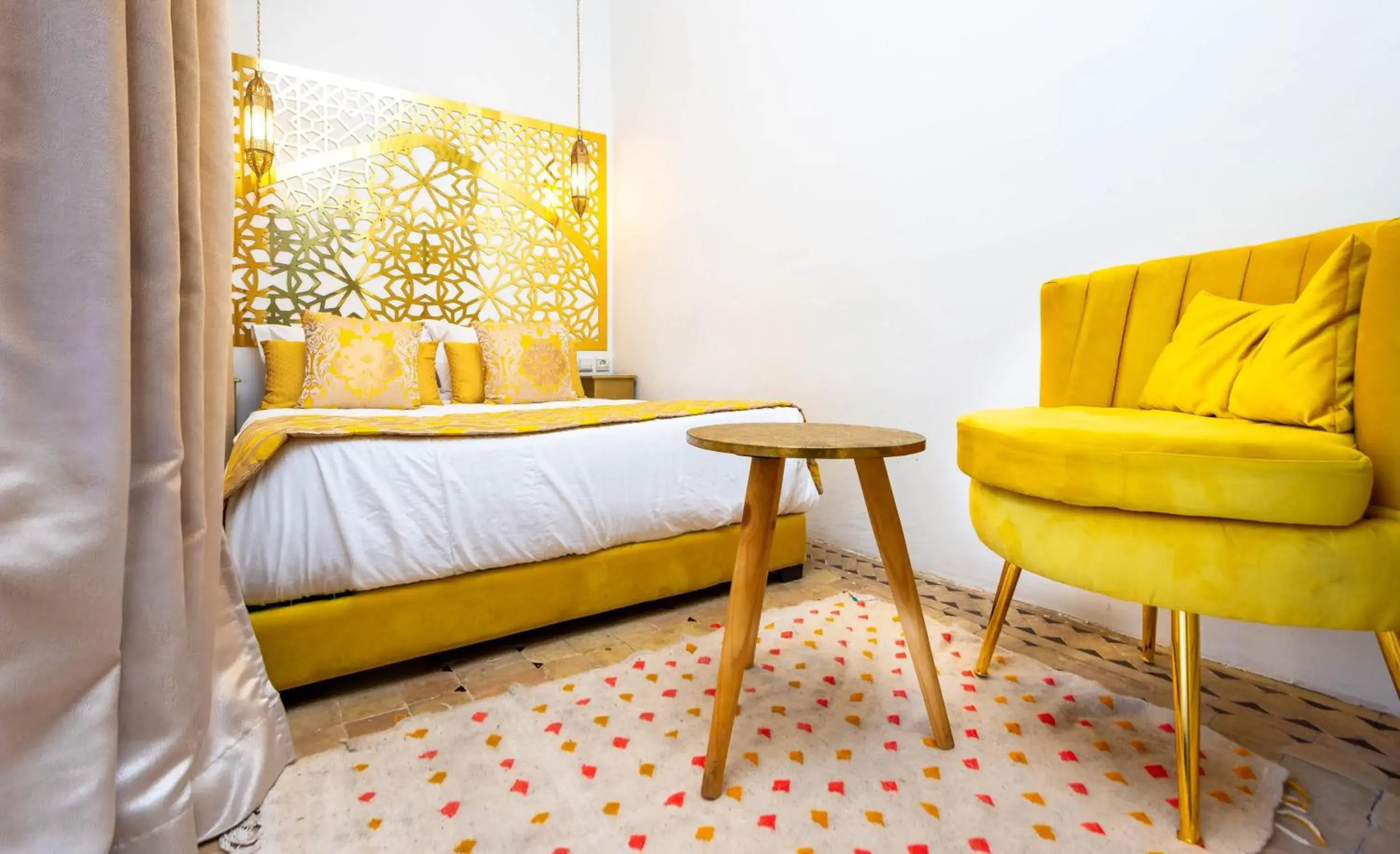 Double Room with Lake View in Riad La Croix Berbere Double Room with Lake View in Riad La Croix Berbere