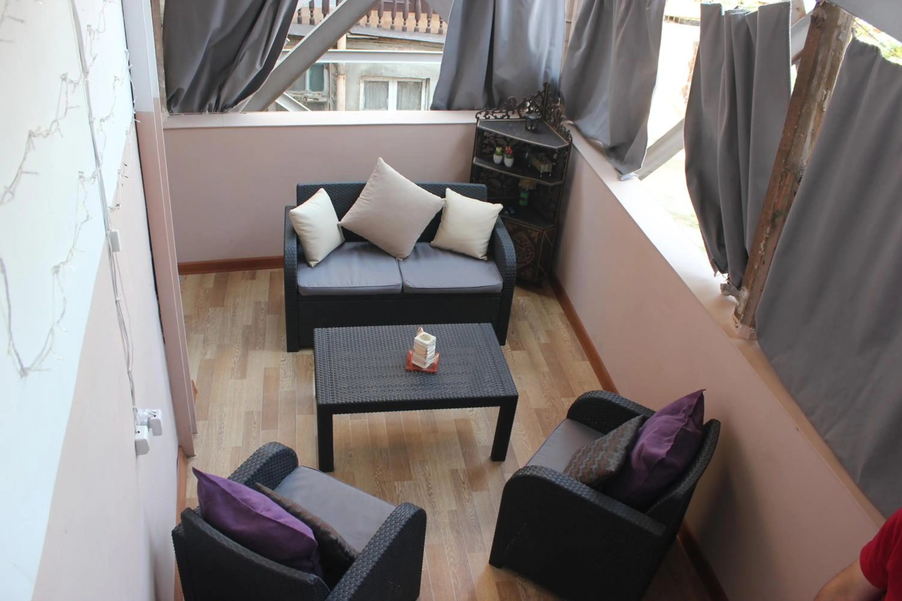 Cozy Apartment In Real Heart Of Old Tbilisi
