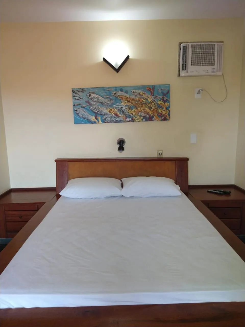 Photo of the whole room, Bed in Pousada Genesis