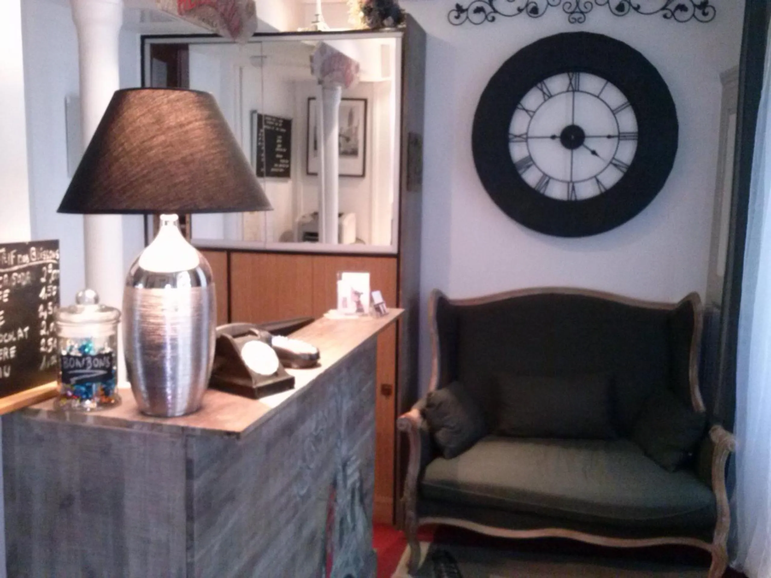 Lobby or reception in Hotel Cosy Monceau