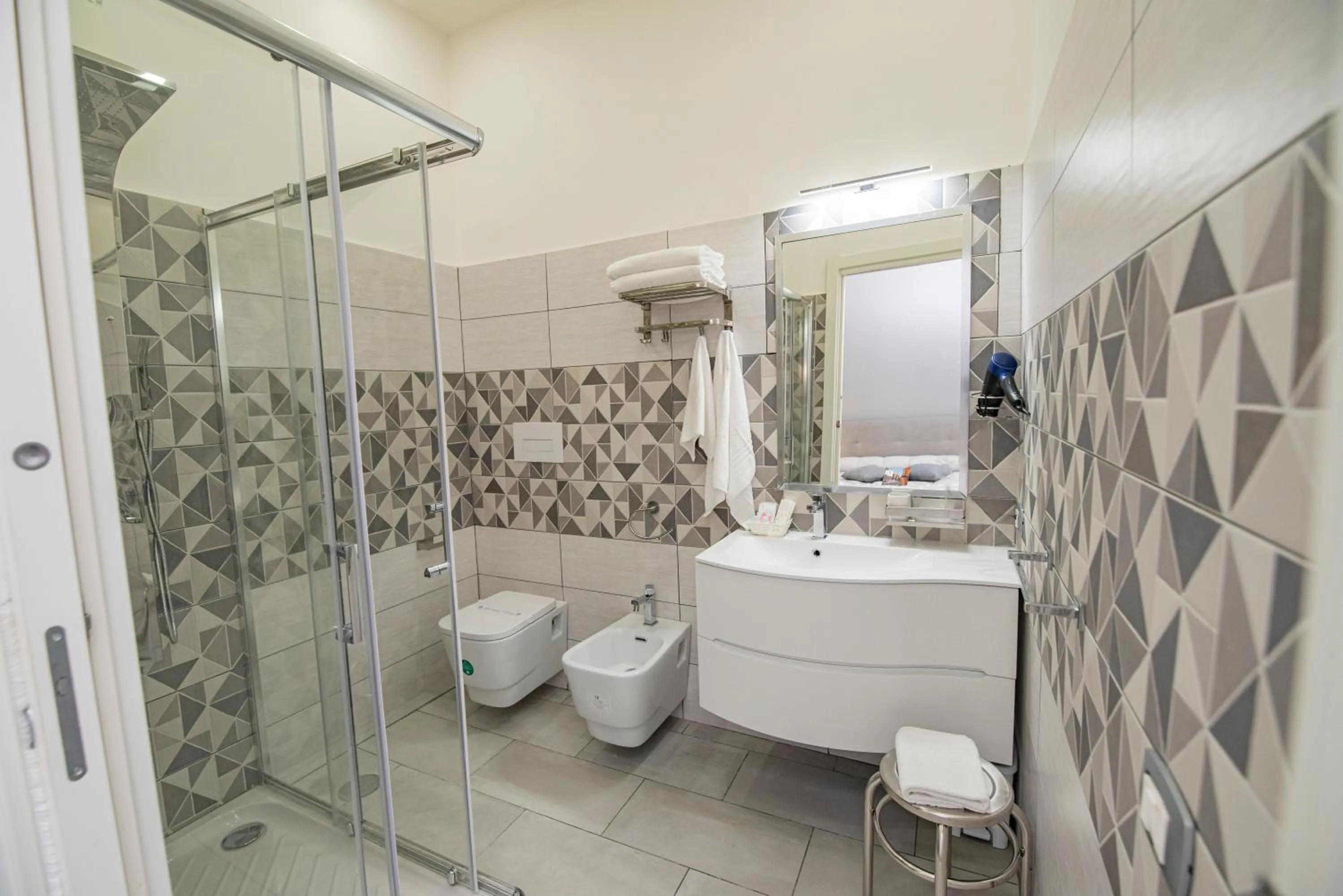 Shower in L'Isola Del Postino Rooms